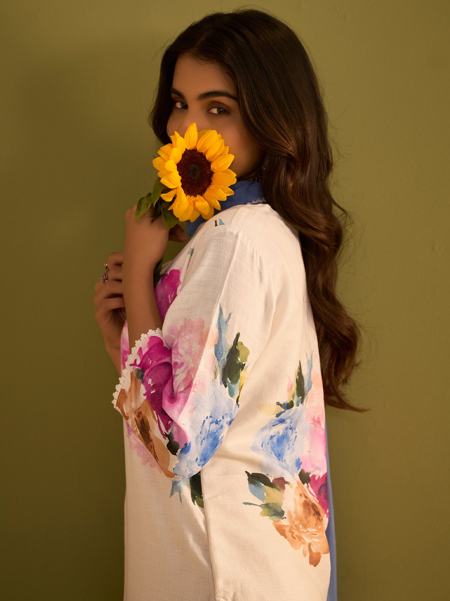 indo era, suit, kurta set for women, indo era kurta, kurta sets for ladies, summer dresses for women, 3 piece suit, cotton kurta set for women, new arrivals, women kurti plazo set, women in suit, kurta suit, floral kurta, short suit, spring summer, Off White suit