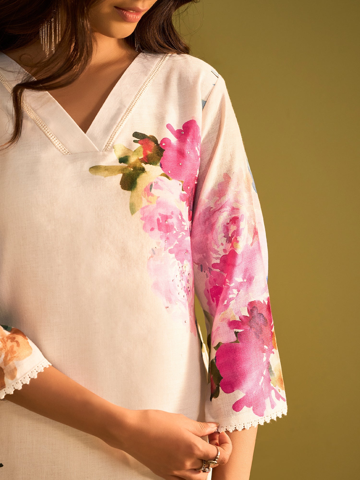 indo era, suit, kurta set for women, indo era kurta, kurta sets for ladies, summer dresses for women, 3 piece suit, cotton kurta set for women, new arrivals, women kurti plazo set, women in suit, kurta suit, floral kurta, short suit, spring summer,  suit