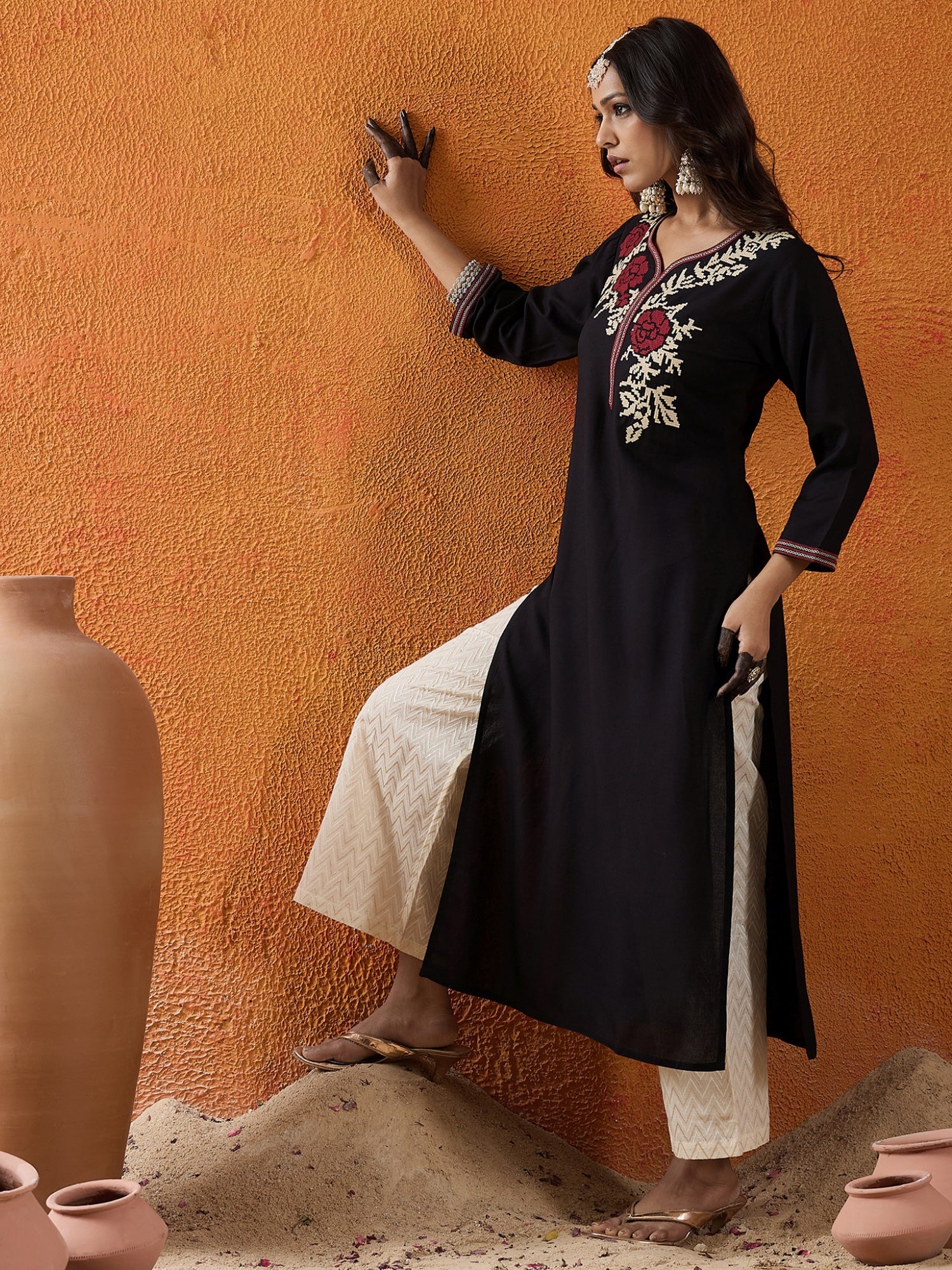 indo era, suit, kurta set for women, indo era kurta, kurta sets for ladies, summer dresses for women, 3 piece suit, cotton kurta set for women, new arrivals, women kurti plazo set, women in suit, kurta suit, floral kurta, short suit, spring summer, Black kurta