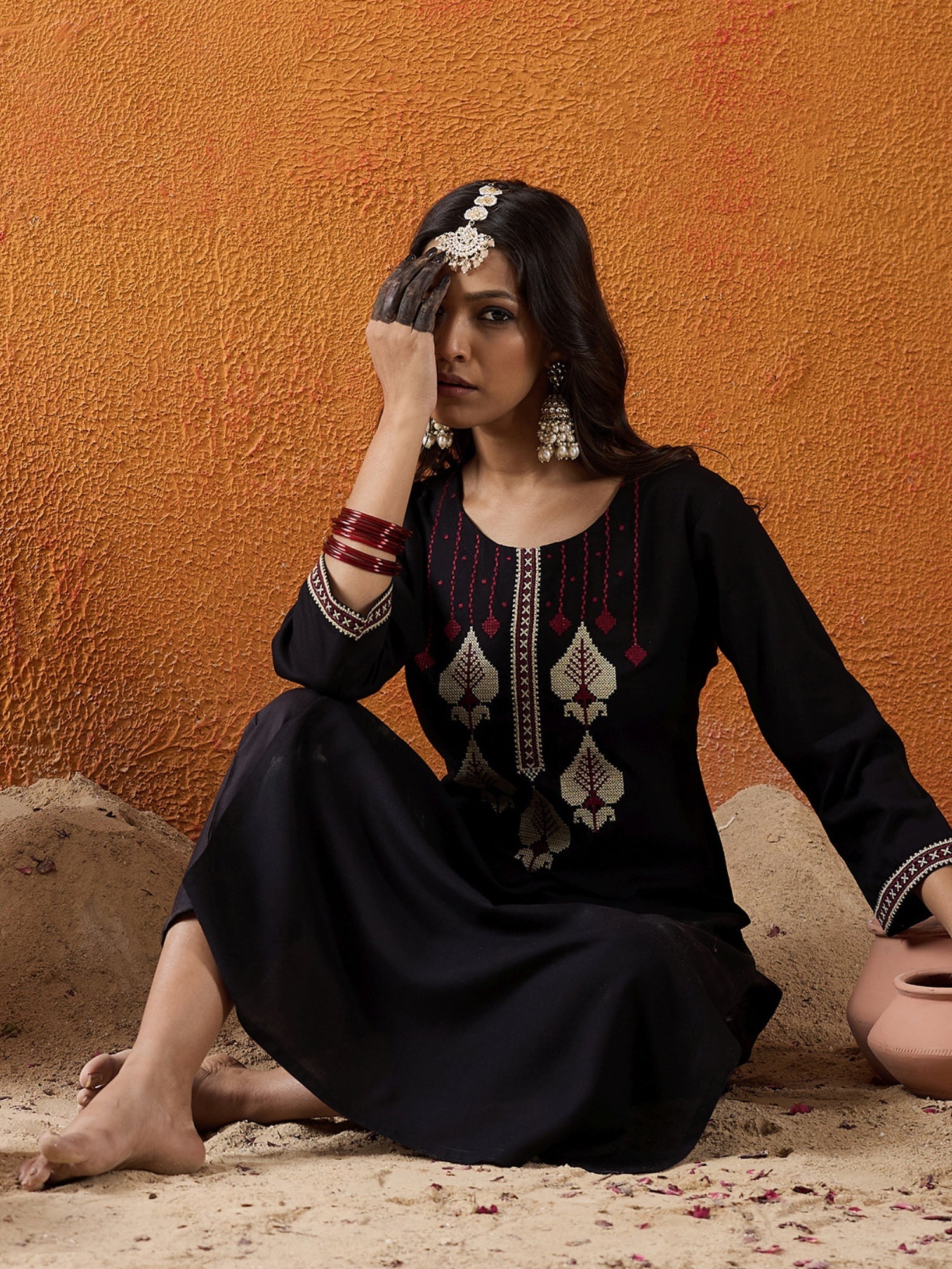 indo era, suit, kurta set for women, indo era kurta, kurta sets for ladies, summer dresses for women, 3 piece suit, cotton kurta set for women, new arrivals, women kurti plazo set, women in suit, kurta suit, floral kurta, short suit, spring summer, Black kurta