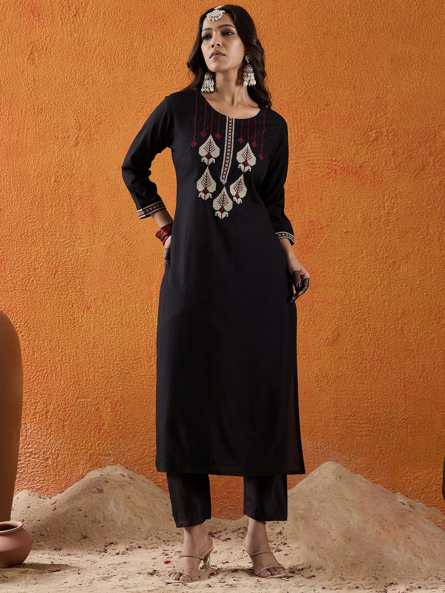 indo era, suit, kurta set for women, indo era kurta, kurta sets for ladies, summer dresses for women, 3 piece suit, cotton kurta set for women, new arrivals, women kurti plazo set, women in suit, kurta suit, floral kurta, short suit, spring summer, Black kurta