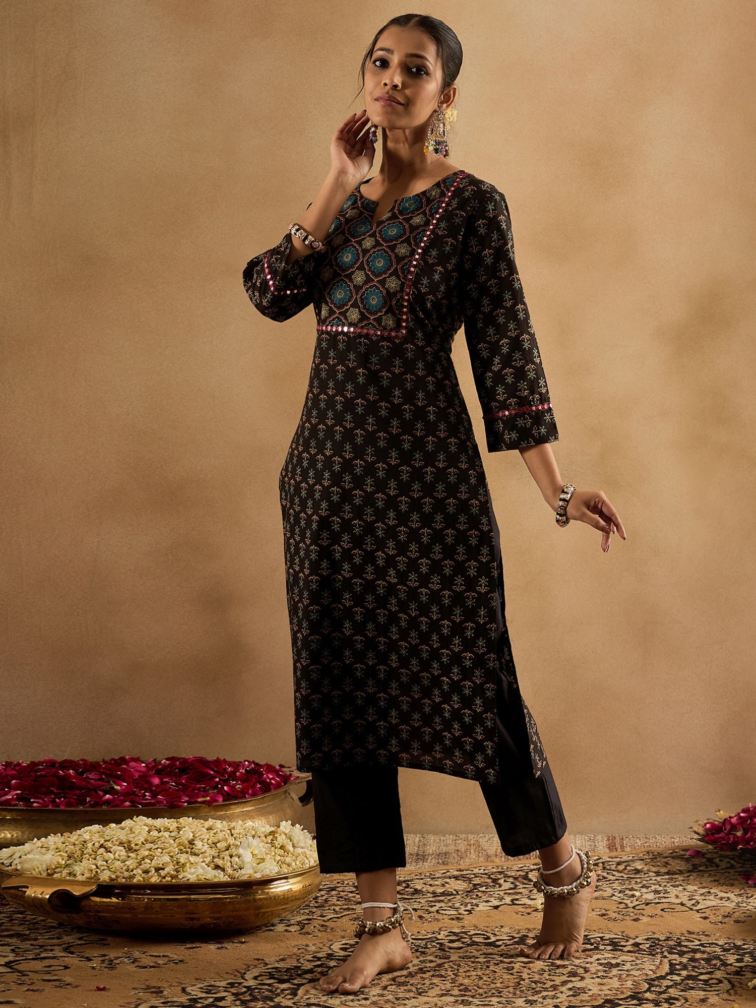 indo era, suit, kurta set for women, indo era kurta, kurta sets for ladies, summer dresses for women, 3 piece suit, cotton kurta set for women, new arrivals, women kurti plazo set, women in suit, kurta suit, floral kurta, short suit, spring summer, Black kurta
