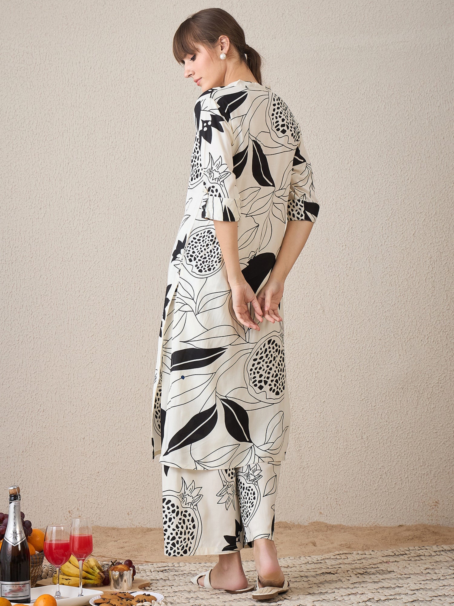 indo era, indoera, heeramandi dress, women kurta, kurta for women, women suit, 3 piece dress for women, 2 piece suit for women, sundress, summer sale, summer look, dress for wedding, birthday outfit for women, kurti, anarkali suit, pakistani suit, coord set women, maxi sundress for women, women suit, summer dress, salwar suit, cotton kurta for women, sharara suit for women, plazo suit, sleeveless kurti, office wear for women, party wear for women, dress for mother day, mother day outfit,