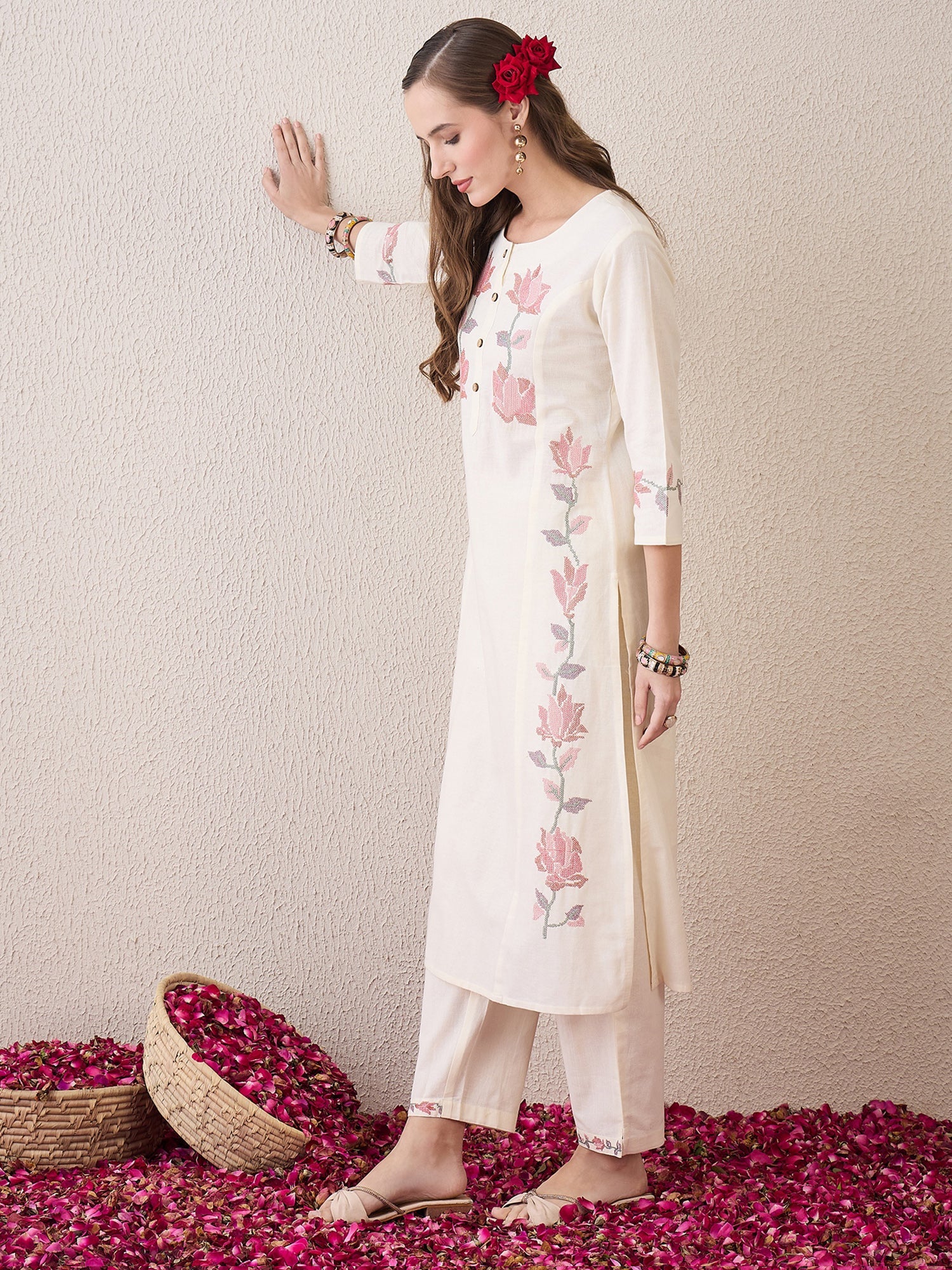 indo era, indoera, indo era kurta, heeramandi dress, heeramandi, dress for women, kurta for women, kurtaset for women, indo era kurta set, indo era suit, anarkali kurta, salwar suit, sharara set, cotton kurta, dress for women, kurta for women, birthday dress for women, gown for women, formal dress for women, party wear for women, summer dress, female kurti, cotton dress for women, kurta with dupatta, dressing style, casual look, new arrival for women, Off White suit