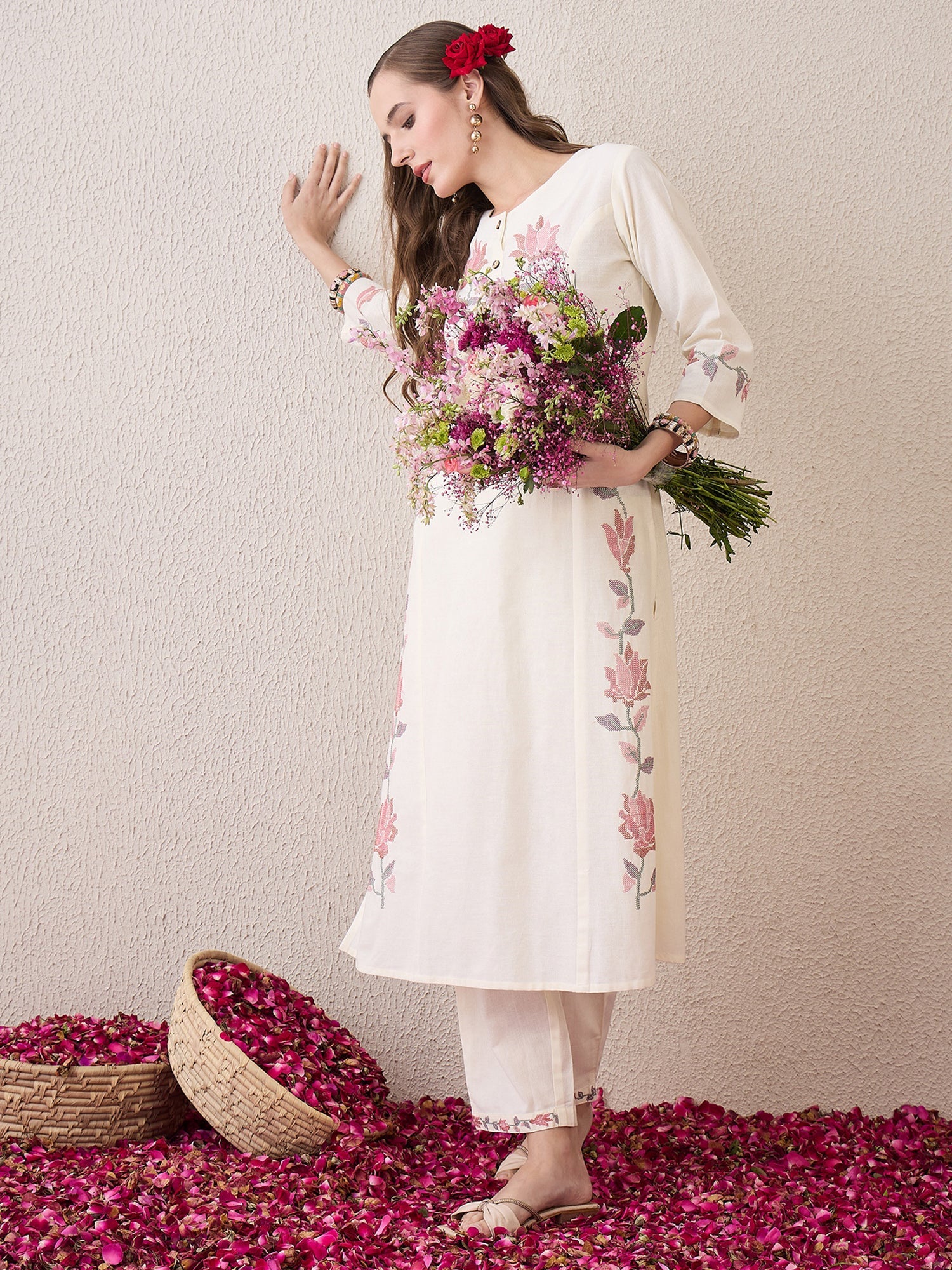 indo era, indoera, indo era kurta, heeramandi dress, heeramandi, dress for women, kurta for women, kurtaset for women, indo era kurta set, indo era suit, anarkali kurta, salwar suit, sharara set, cotton kurta, dress for women, kurta for women, birthday dress for women, gown for women, formal dress for women, party wear for women, summer dress, female kurti, cotton dress for women, kurta with dupatta, dressing style, casual look, new arrival for women, Off White suit