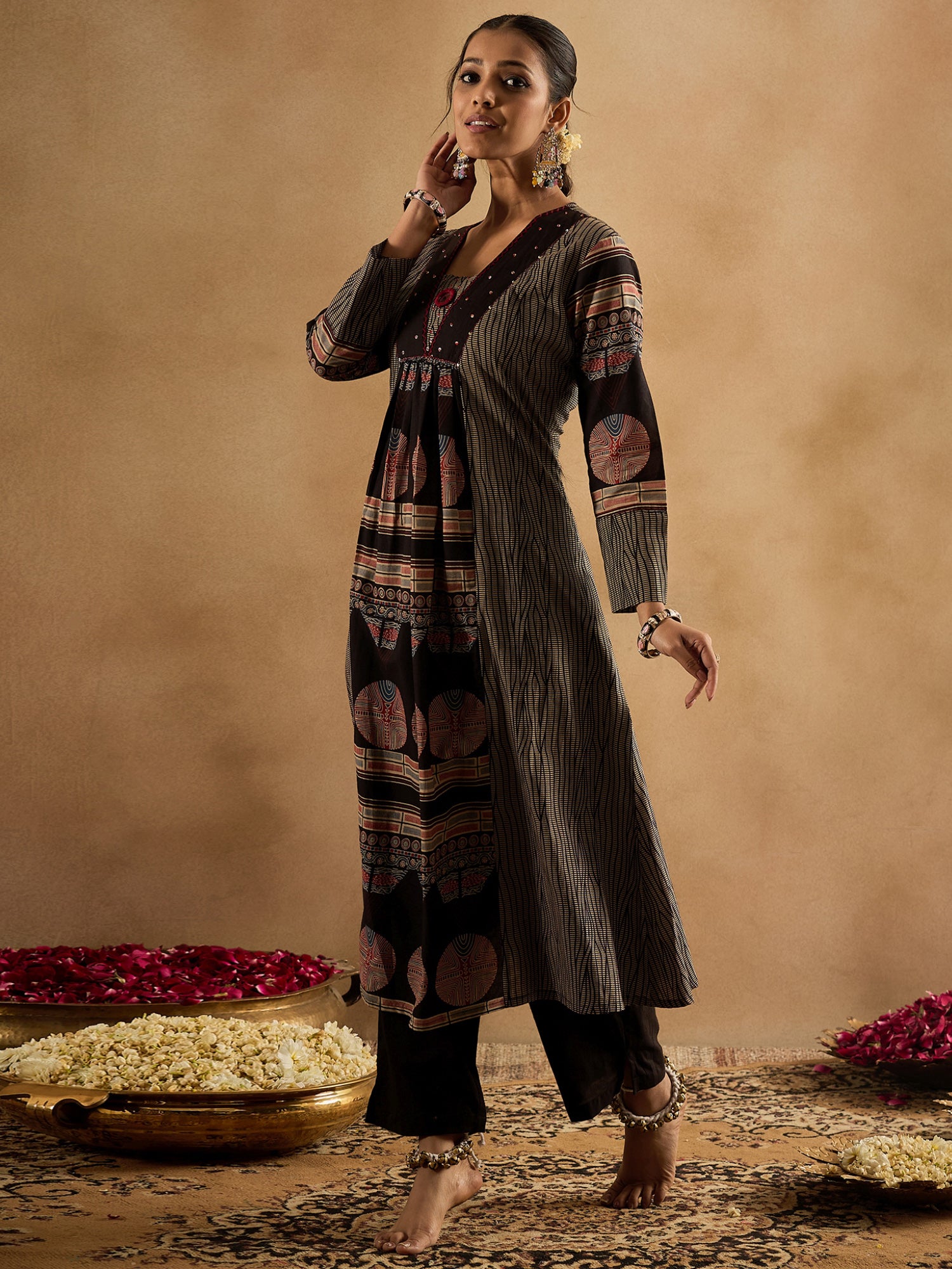 indo era, indo era kurta set, indo era suit, Kurta Set, Kurta set for women, cotton kurta set, indo era kurta set for women, Anarkali Kurta Set, Palazzo Kurta Set, Sleeveless Kurta, Embroidered Kurta, New Arrivals, Work wear, Dress, Best seller, Heeramandi dress, Summer sale, Summer suit, Wedding collection, Special offer, plus size, Spring summer, party wear, Summer Special, Printed Kurta, wedding wear, outfit ideas, Straight Kurta, Cotton Outfit, A line dress, dress for women,Multi kurta set