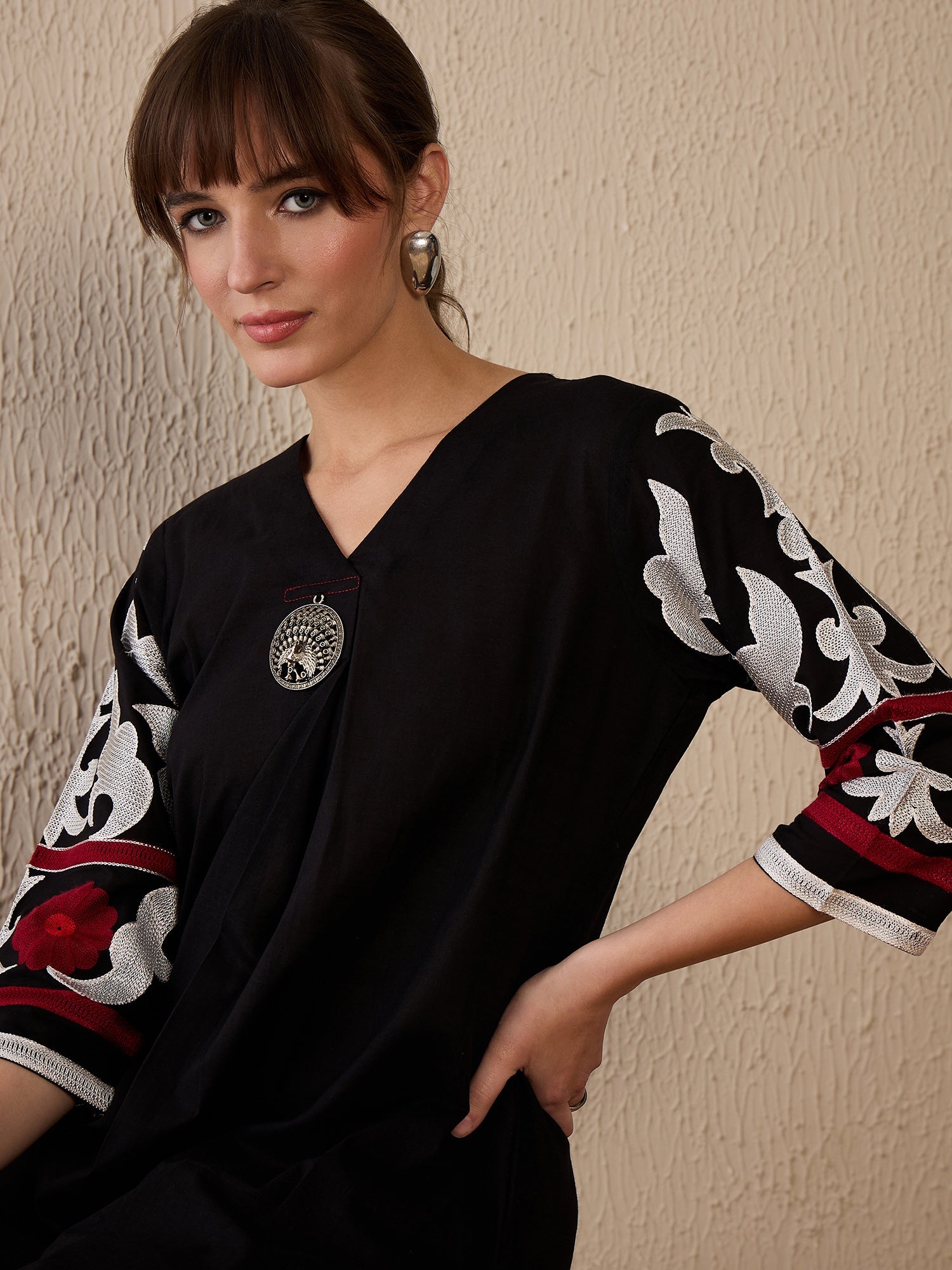 indo era, suit, kurta set for women, indo era kurta, kurta sets for ladies, summer dresses for women, 3 piece suit, cotton kurta set for women, new arrivals, women kurti plazo set, women in suit, kurta suit, floral kurta, short suit, spring summer, Black suit