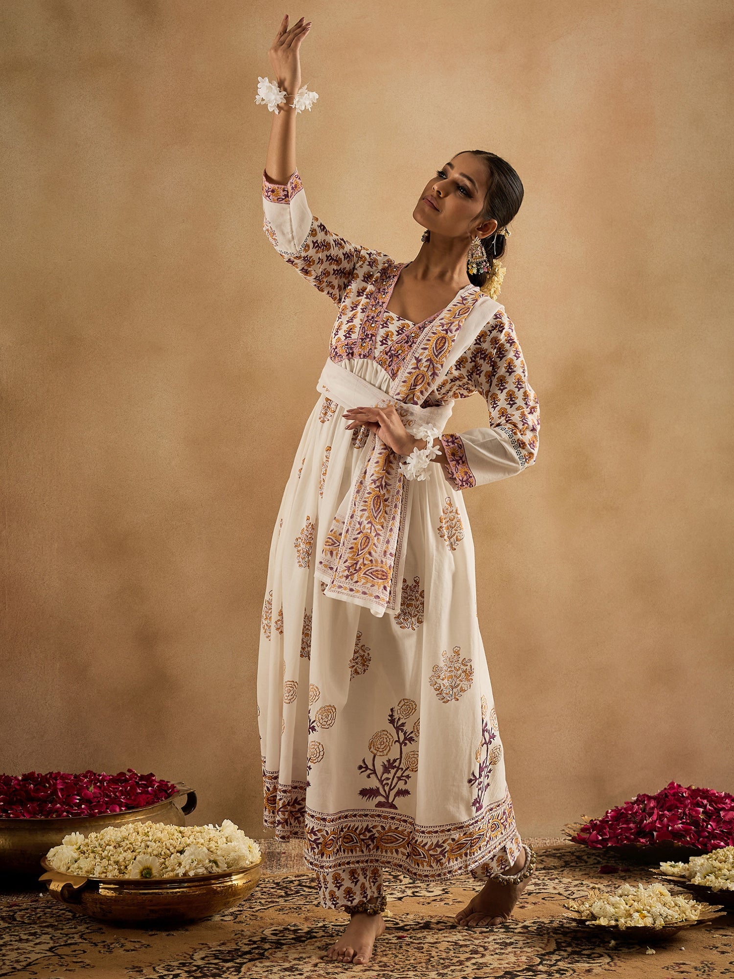 indo era, suit, kurta set for women, indo era kurta, kurta sets for ladies, summer dresses for women, 3 piece suit, cotton kurta set for women, new arrivals, women kurti plazo set, women in suit, kurta suit, floral kurta, short suit, spring summer, White suit