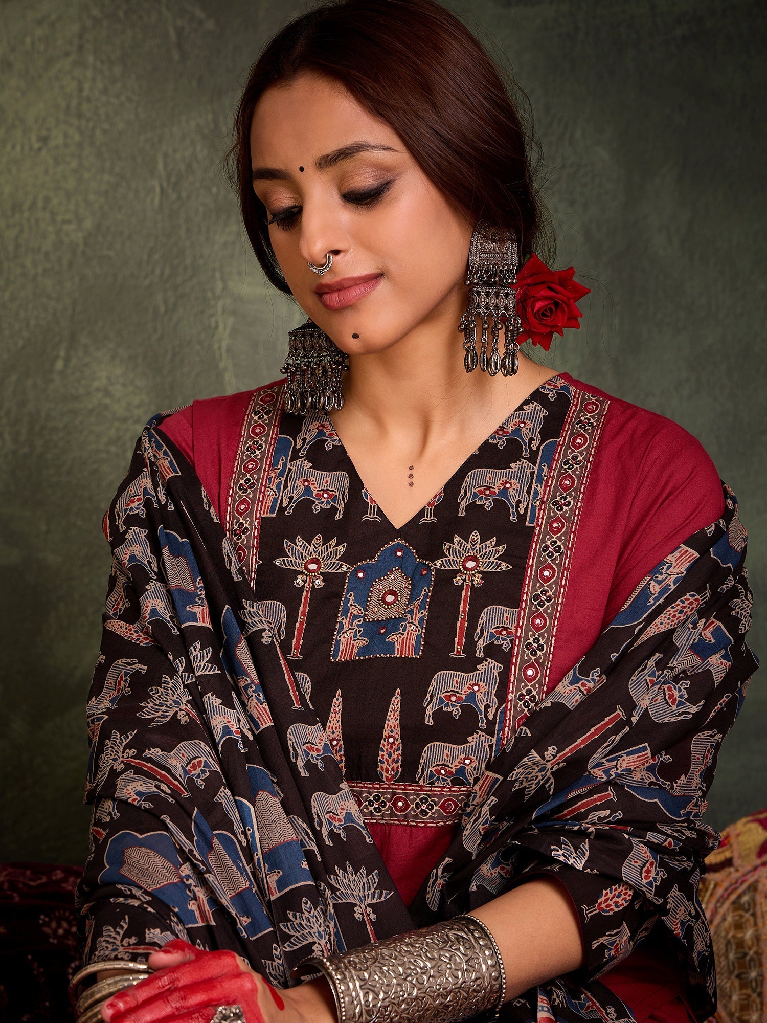 indo era, indoera, heeramandi dress, women kurta, kurta for women, women suit, 3 piece dress for women, 2 piece suit for women, sundress, summer sale, summer look, dress for wedding, birthday outfit for women, kurti, anarkali suit, pakistani suit, coord set women, maxi sundress for women, women suit, summer dress, salwar suit, cotton kurta for women, sharara suit for women, plazo suit, sleeveless kurti, office wear for women, party wear for women, dress for mother day, mother day outfit,