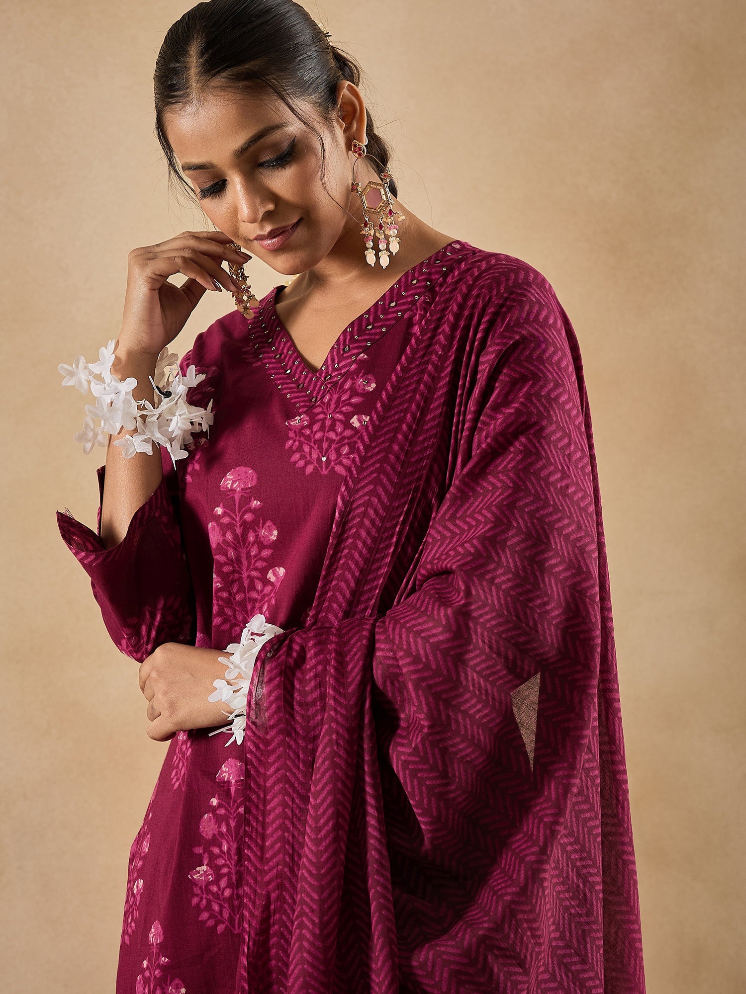 indo era, indoera, heeramandi dress, women kurta, kurta for women, women suit, 3 piece dress for women, 2 piece suit for women, sundress, summer sale, summer look, dress for wedding, birthday outfit for women, kurti, anarkali suit, pakistani suit, coord set women, maxi sundress for women, women suit, summer dress, salwar suit, cotton kurta for women, sharara suit for women, plazo suit, sleeveless kurti, office wear for women, party wear for women, dress for mother day, mother day outfit,