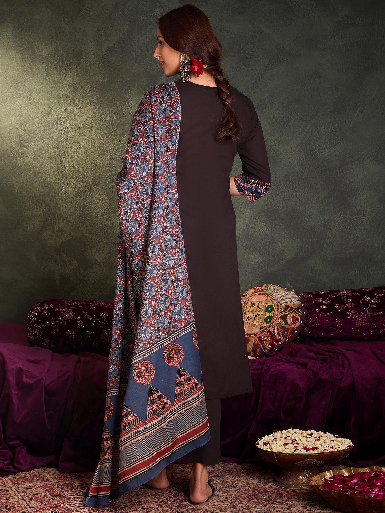 indo era, indoera, heeramandi dress, women kurta, kurta for women, women suit, 3 piece dress for women, 2 piece suit for women, sundress, summer sale, summer look, dress for wedding, birthday outfit for women, kurti, anarkali suit, pakistani suit, coord set women, maxi sundress for women, women suit, summer dress, salwar suit, cotton kurta for women, sharara suit for women, plazo suit, sleeveless kurti, office wear for women, party wear for women, dress for mother day, mother day outfit,