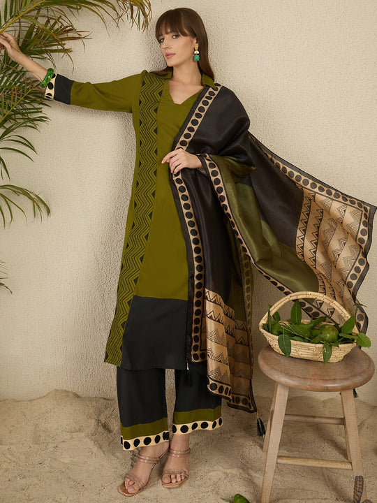 Green Printed Straight Kurta Set With Dupatta