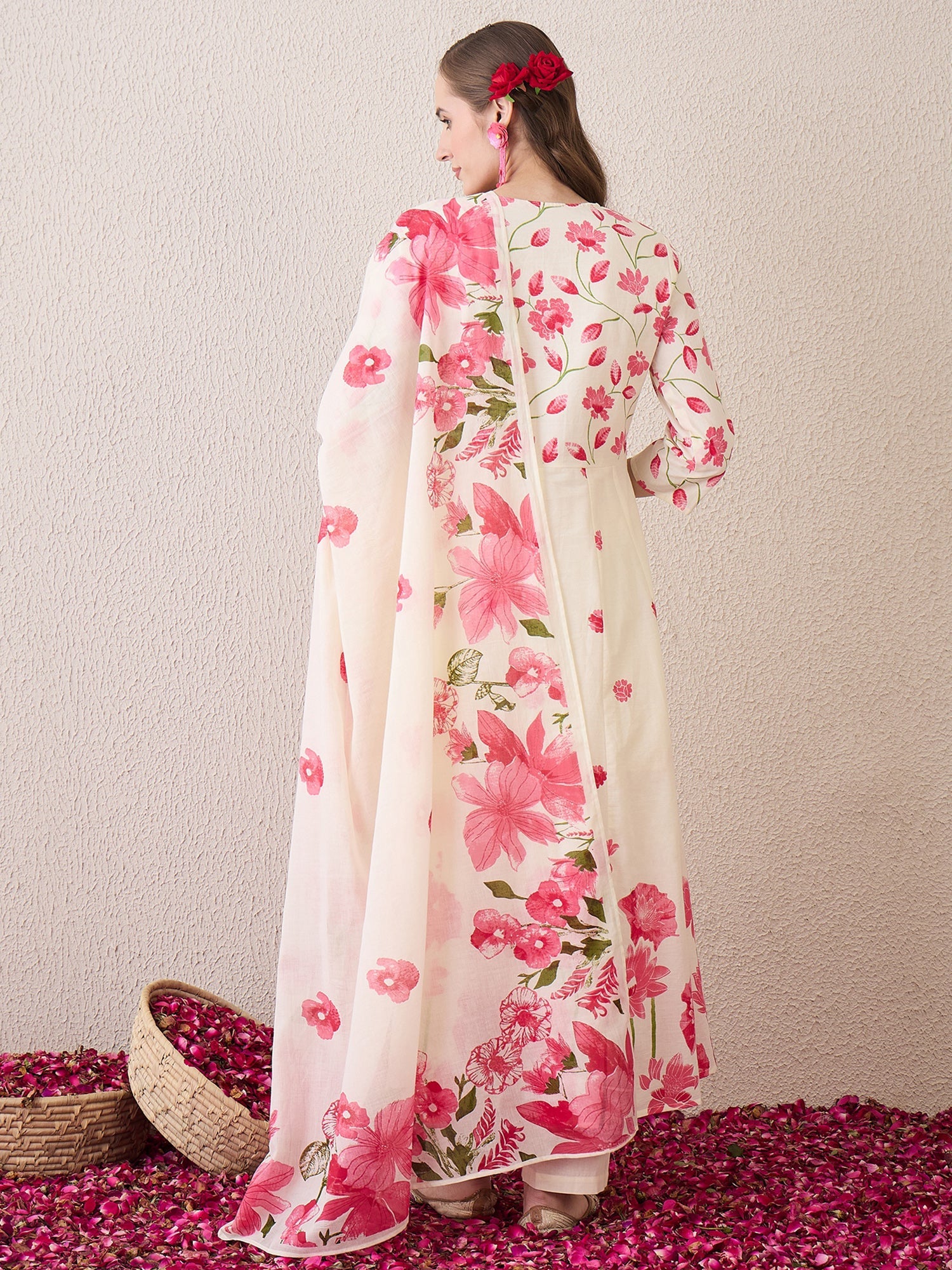 indo era, indoera, heeramandi dress, women kurta, kurta for women, women suit, 3 piece dress for women, 2 piece suit for women, sundress, summer sale, summer look, dress for wedding, birthday outfit for women, kurti, anarkali suit, pakistani suit, coord set women, maxi sundress for women, women suit, summer dress, salwar suit, cotton kurta for women, sharara suit for women, plazo suit, sleeveless kurti, office wear for women, party wear for women, dress for mother day, mother day outfit,