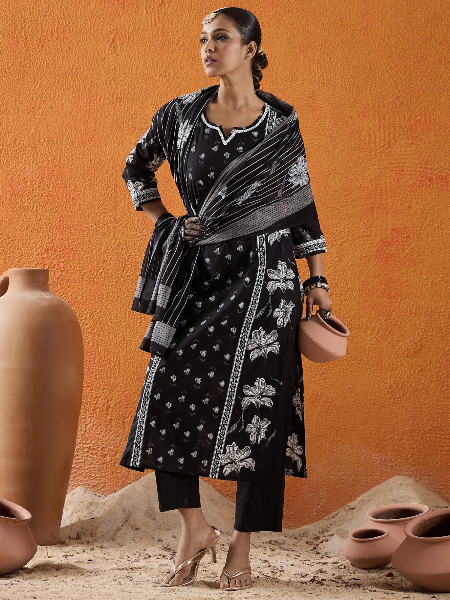 indo era, suit, kurta set for women, indo era kurta, kurta sets for ladies, summer dresses for women, 3 piece suit, cotton kurta set for women, new arrivals, women kurti plazo set, women in suit, kurta suit, floral kurta, short suit, spring summer, Black suit