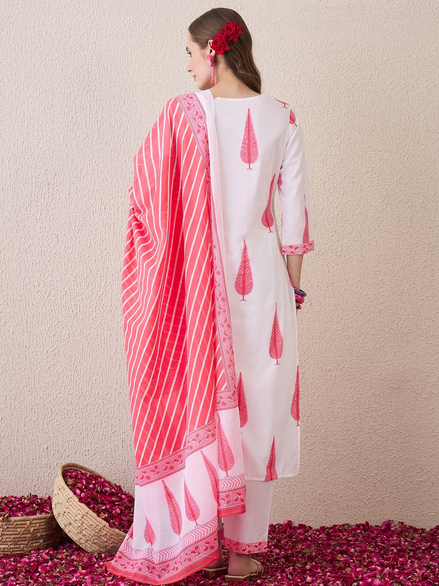 indo era, suit, kurta set for women, indo era kurta, kurta sets for ladies, summer dresses for women, 3 piece suit, cotton kurta set for women, new arrivals, women kurti plazo set, women in suit, kurta suit, floral kurta, short suit, spring summer, White suit