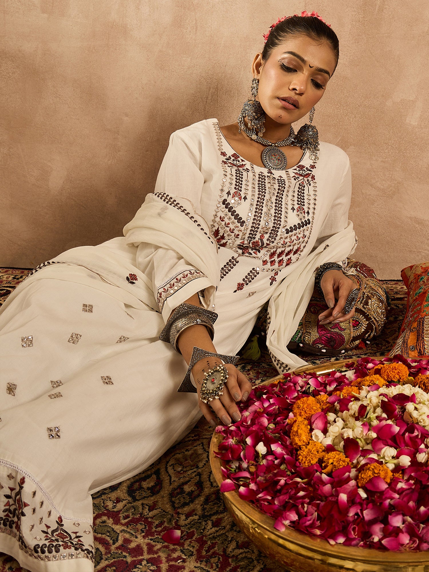 indo era, suit, kurta set for women, indo era kurta, kurta sets for ladies, summer dresses for women, 3 piece suit, cotton kurta set for women, new arrivals, women kurti plazo set, women in suit, kurta suit, floral kurta, short suit, spring summer, White suit