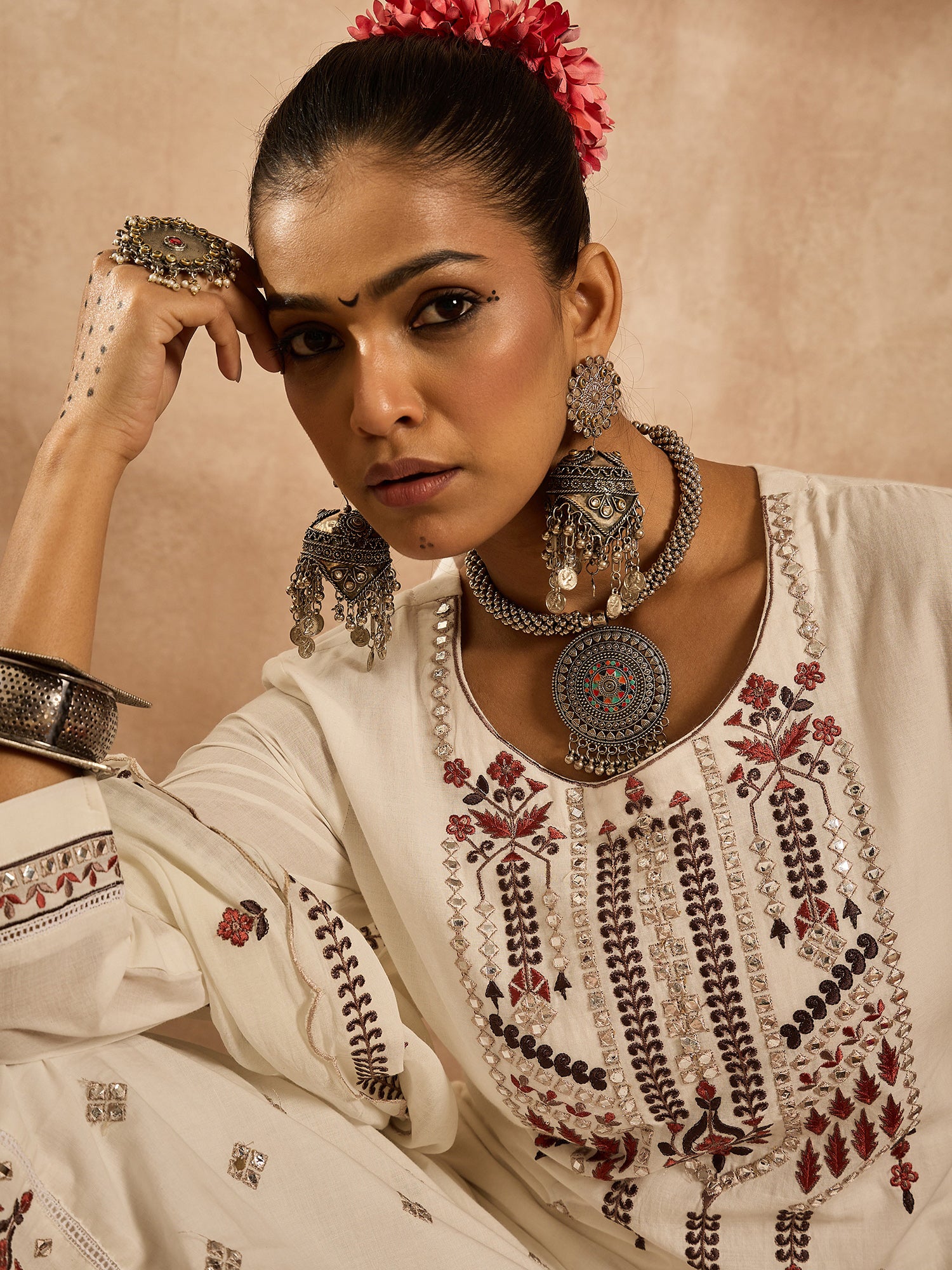 indo era, suit, kurta set for women, indo era kurta, kurta sets for ladies, summer dresses for women, 3 piece suit, cotton kurta set for women, new arrivals, women kurti plazo set, women in suit, kurta suit, floral kurta, short suit, spring summer, White suit