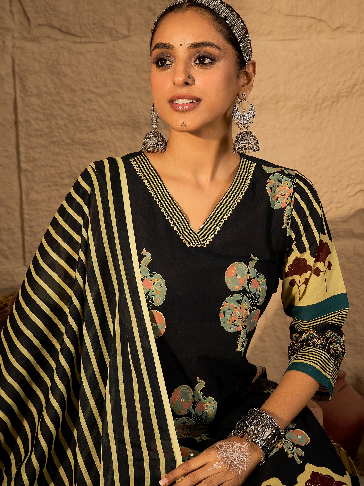 suit for women, kurta set for women, party wear dress for women, wedding dress for women, sharara suit, kurti,co ord set for women, anarkali suit, chikankari kurti, kurta sets for ladies, women bridal dresses, kurta set with dupatta, birthday outfits for women, salwar kameez, bride dress, punjabi suits, suit sets, cotton kurta sets, kurti pant set with dupatta, ladies 3 piece suit, kurta palazzo set, rakhi outfit ideas, teacher day dress, ganesh chaturthi dress, independence day dress,