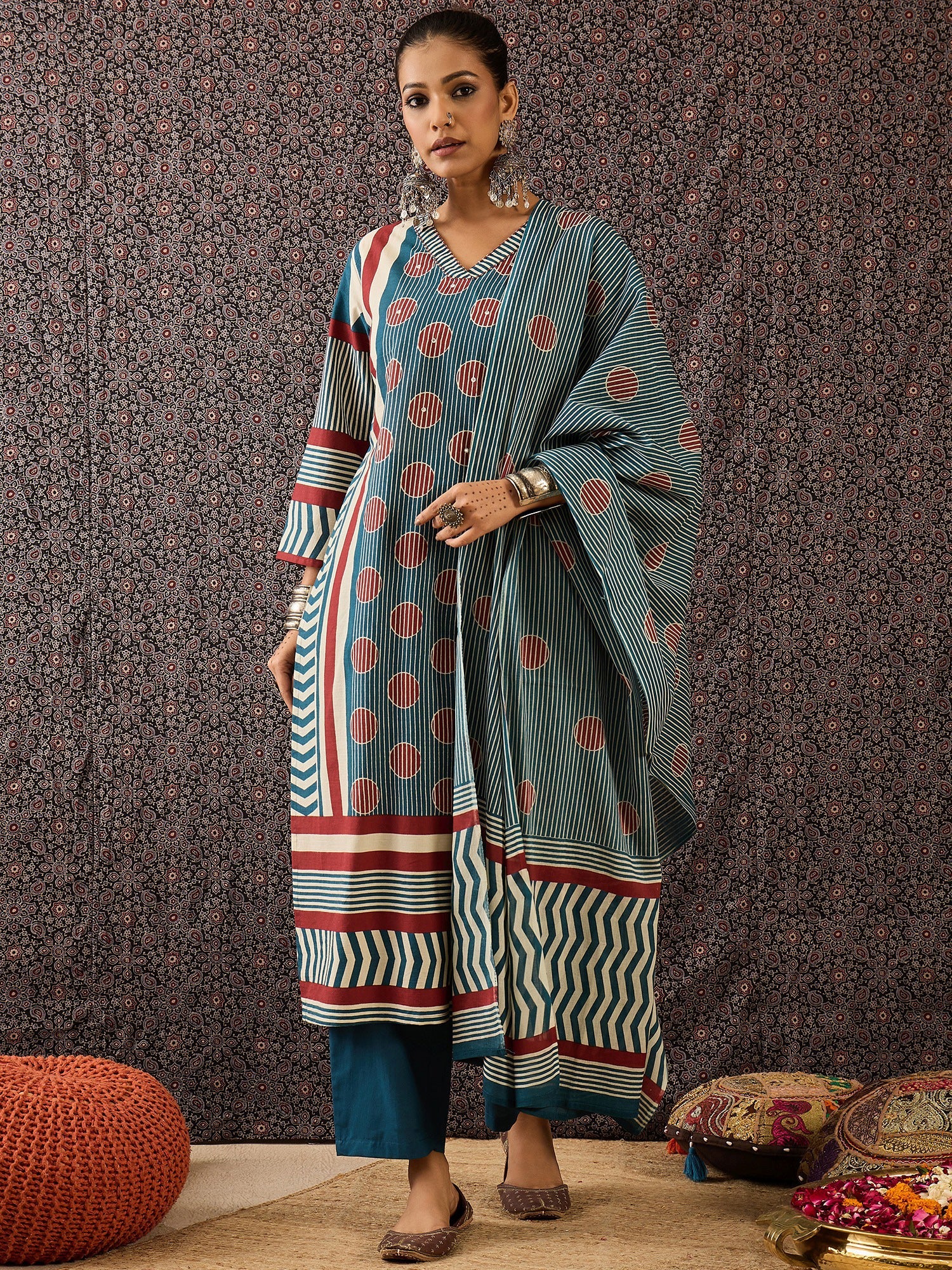 indo era, suit, kurta set for women, indo era kurta, kurta sets for ladies, summer dresses for women, 3 piece suit, cotton kurta set for women, new arrivals, women kurti plazo set, women in suit, kurta suit, floral kurta, short suit, spring summer, Blue suit