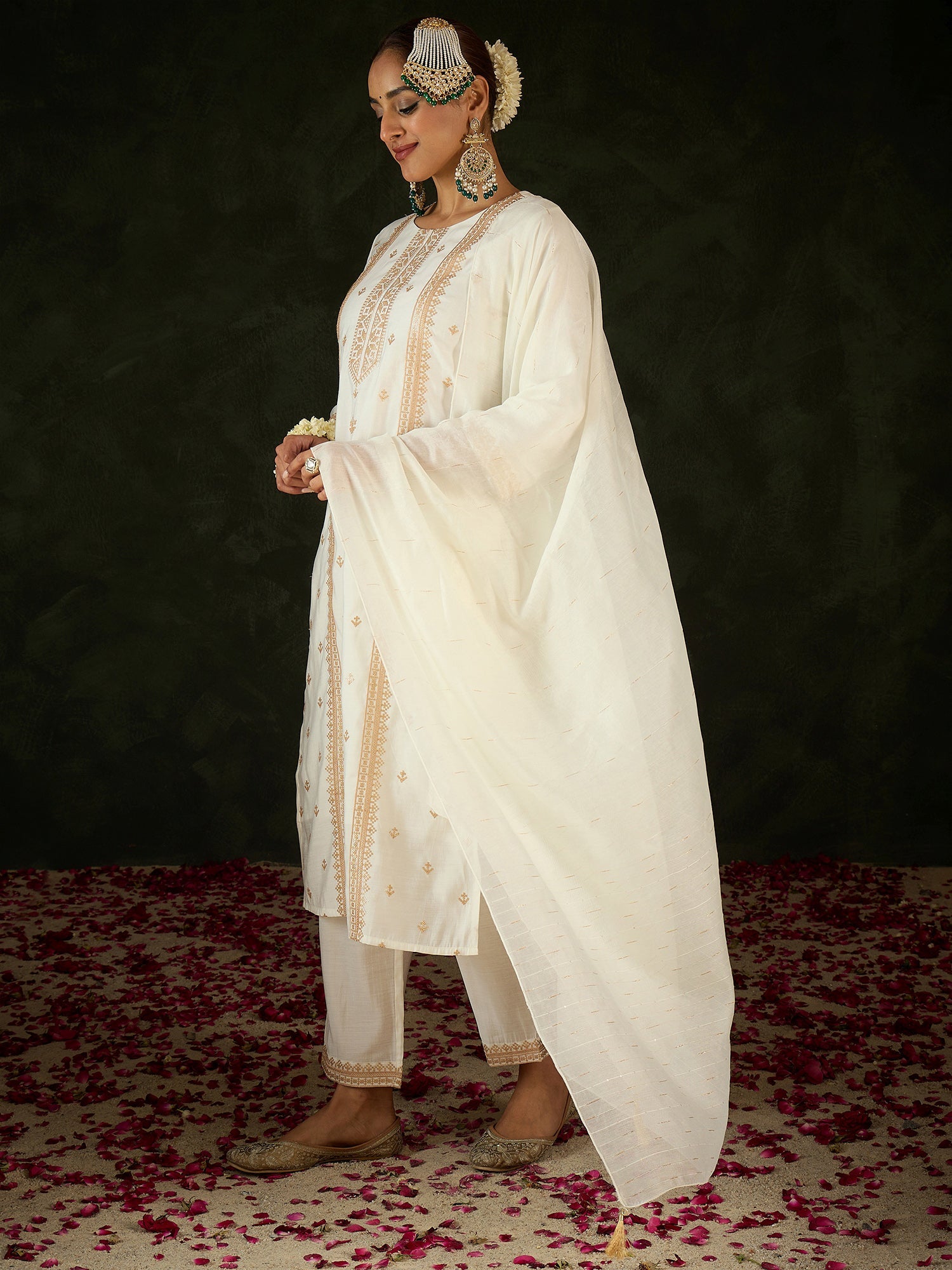 indo era, indo era kurta set, indo era suit, Kurta Set, Kurta set for women, cotton kurta set, indo era kurta set for women, Anarkali Kurta Set, Palazzo Kurta Set, Sleeveless Kurta, Embroidered Kurta, New Arrivals, Work wear, Dress, Best seller, Heeramandi dress, Summer sale, Summer suit, Wedding collection, Special offer, plus size, Spring summer, party wear, Summer Special, Printed Kurta, wedding wear, outfit ideas, Straight Kurta, Cotton Outfit, A line dress, dress for women,Off White kurta set