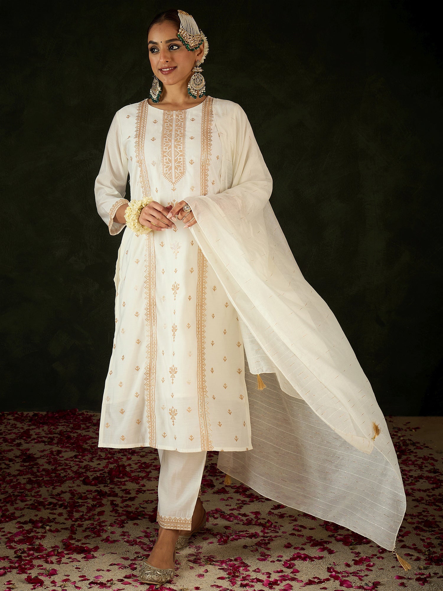indo era, indo era kurta set, indo era suit, Kurta Set, Kurta set for women, cotton kurta set, indo era kurta set for women, Anarkali Kurta Set, Palazzo Kurta Set, Sleeveless Kurta, Embroidered Kurta, New Arrivals, Work wear, Dress, Best seller, Heeramandi dress, Summer sale, Summer suit, Wedding collection, Special offer, plus size, Spring summer, party wear, Summer Special, Printed Kurta, wedding wear, outfit ideas, Straight Kurta, Cotton Outfit, A line dress, dress for women,Off White kurta set