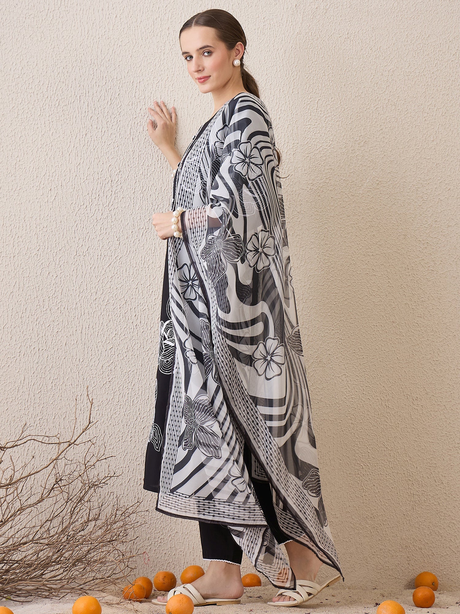 indo era, indoera, indo era kurta, heeramandi dress, heeramandi, dress for women, kurta for women, kurtaset for women, indo era kurta set, indo era suit, anarkali kurta, salwar suit, sharara set, cotton kurta, dress for women, kurta for women, birthday dress for women, gown for women, formal dress for women, party wear for women, summer dress, female kurti, cotton dress for women, kurta with dupatta, dressing style, casual look, new arrival for women, Black suit