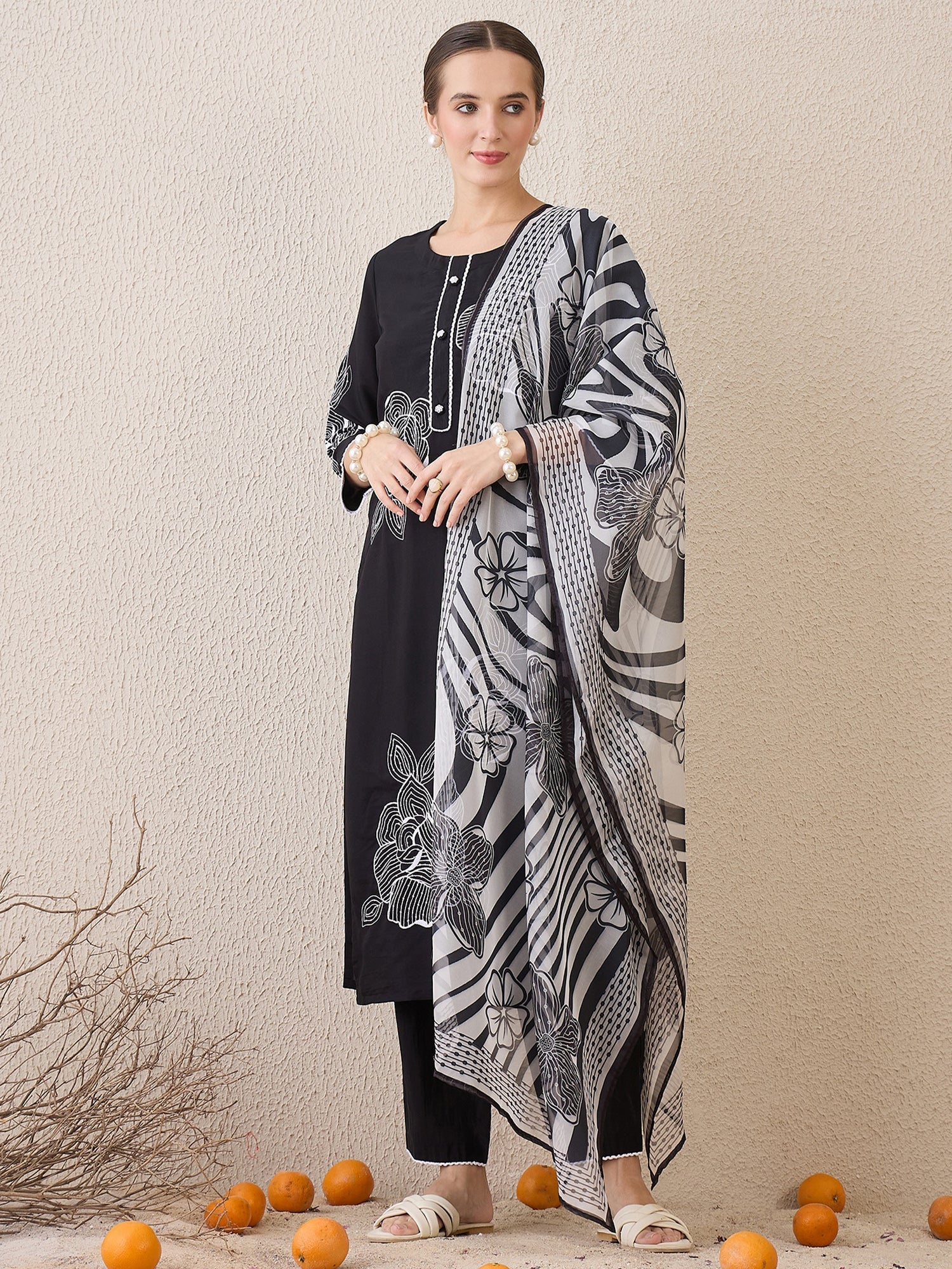 indo era, indoera, indo era kurta, heeramandi dress, heeramandi, dress for women, kurta for women, kurtaset for women, indo era kurta set, indo era suit, anarkali kurta, salwar suit, sharara set, cotton kurta, dress for women, kurta for women, birthday dress for women, gown for women, formal dress for women, party wear for women, summer dress, female kurti, cotton dress for women, kurta with dupatta, dressing style, casual look, new arrival for women, Black suit