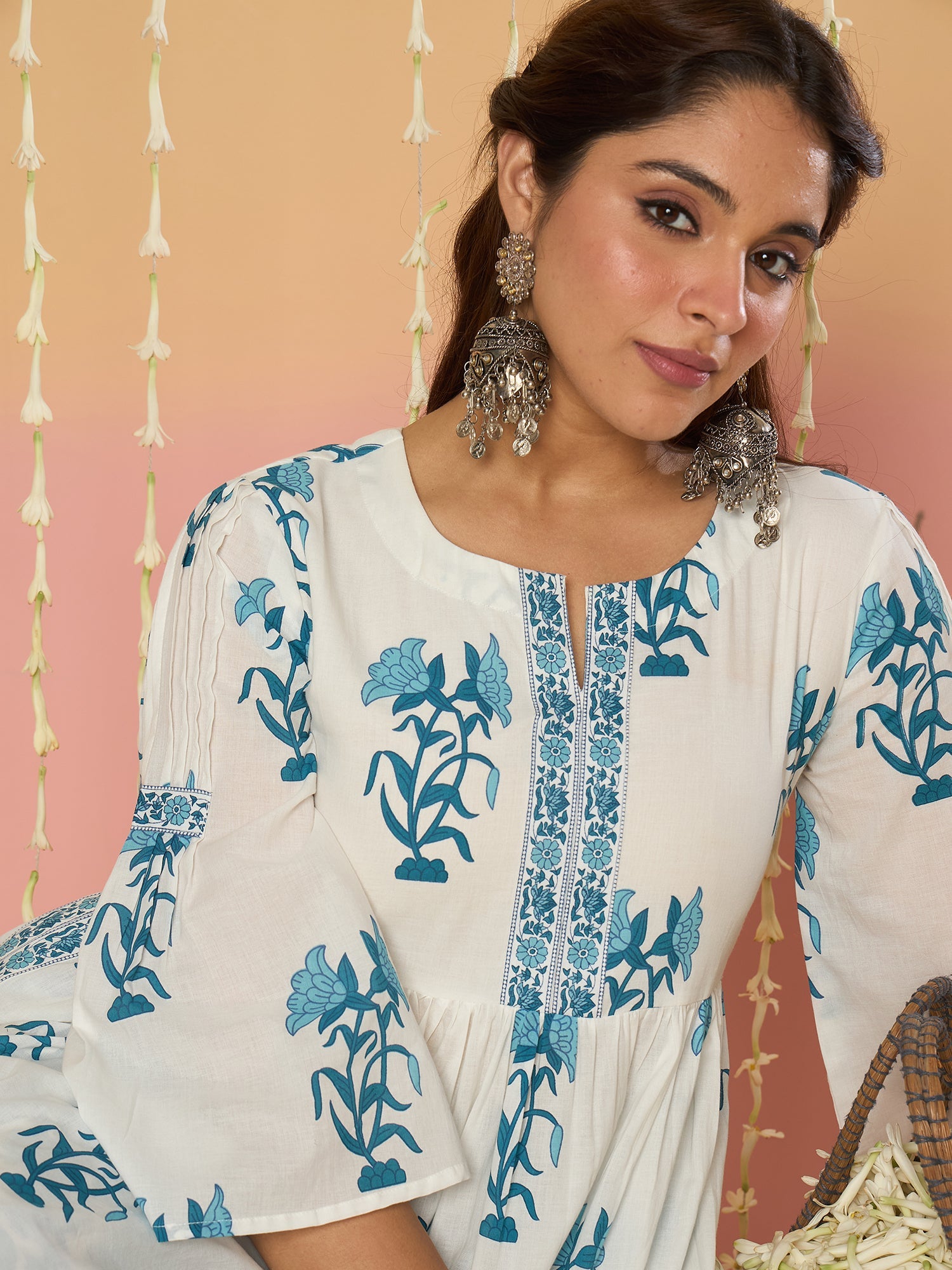 White Kurta Set For Women At Affordable Price Fit With Every Occasion & Daily Wear, Easy Return & Exchange Available, Shop Now.