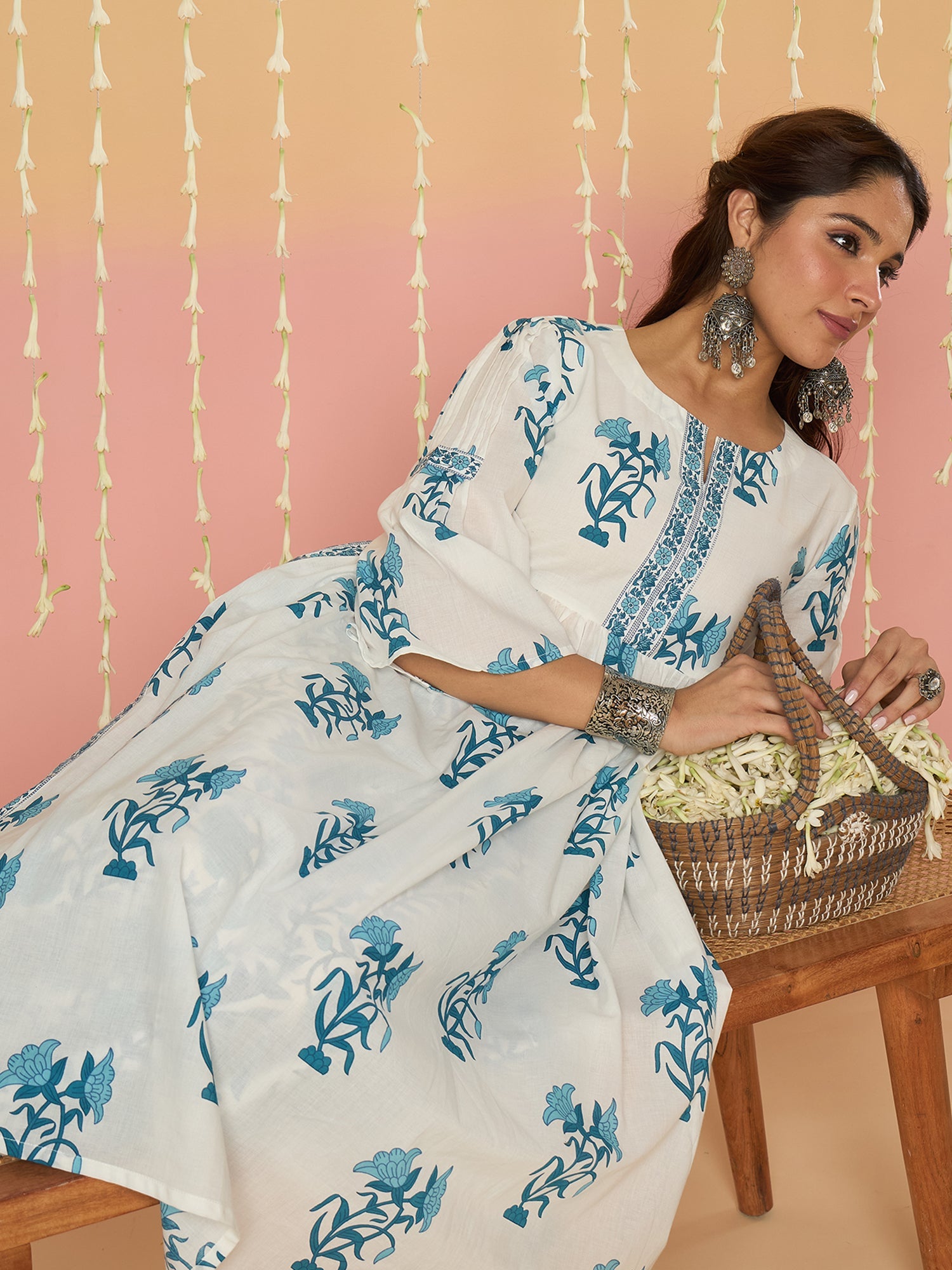 White Kurta Set For Women At Affordable Price Fit With Every Occasion & Daily Wear, Easy Return & Exchange Available, Shop Now.