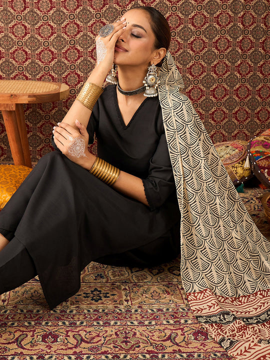 Black Solid Cotton Blend Straight Kurta Sets With Dupatta