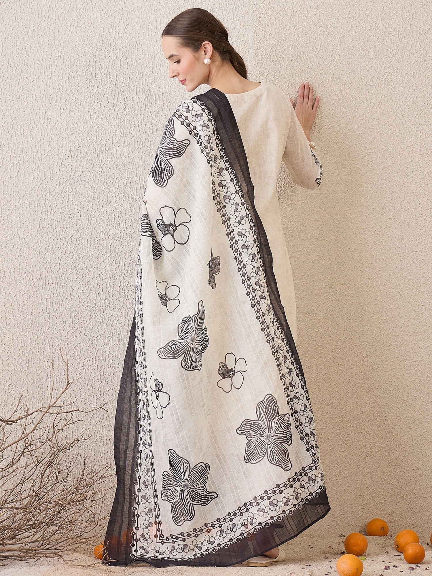 indo era, suit, kurta set for women, indo era kurta, kurta sets for ladies, summer dresses for women, 3 piece suit, cotton kurta set for women, new arrivals, women kurti plazo set, women in suit, kurta suit, floral kurta, short suit, spring summer, Off White suit