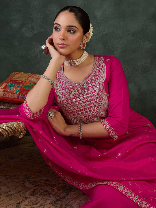 Pink Embroidered Silk Blend Straight Suit Sets With Dupatta