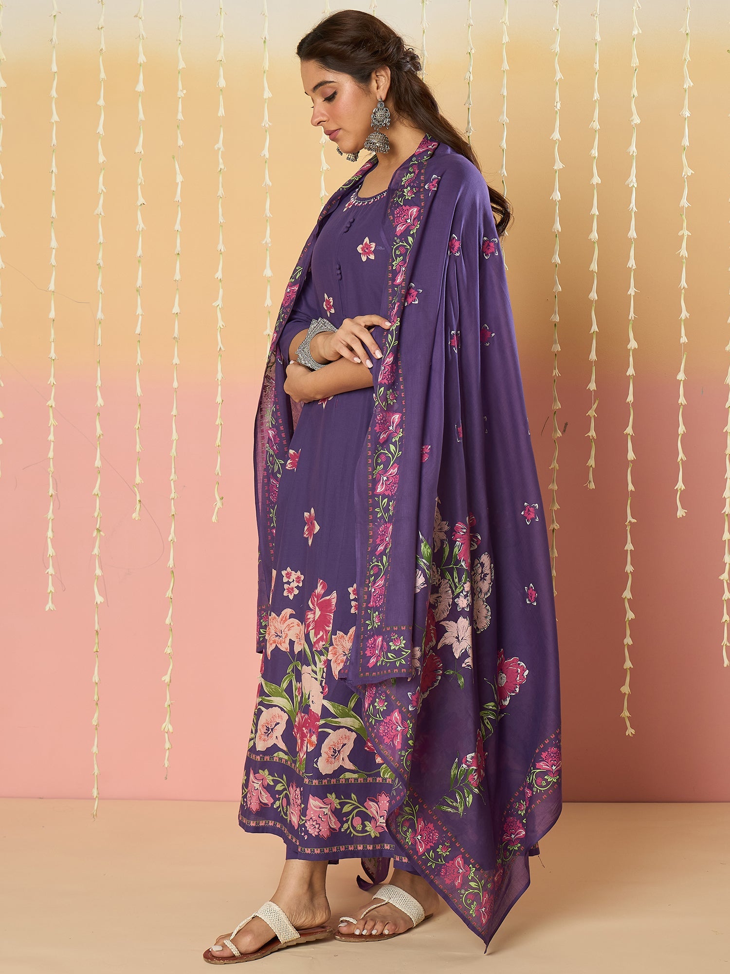 Purple Kurta Set For Women At Affordable Price Fit With Every Occasion & Daily Wear, Easy Return & Exchange Available, Shop Now.