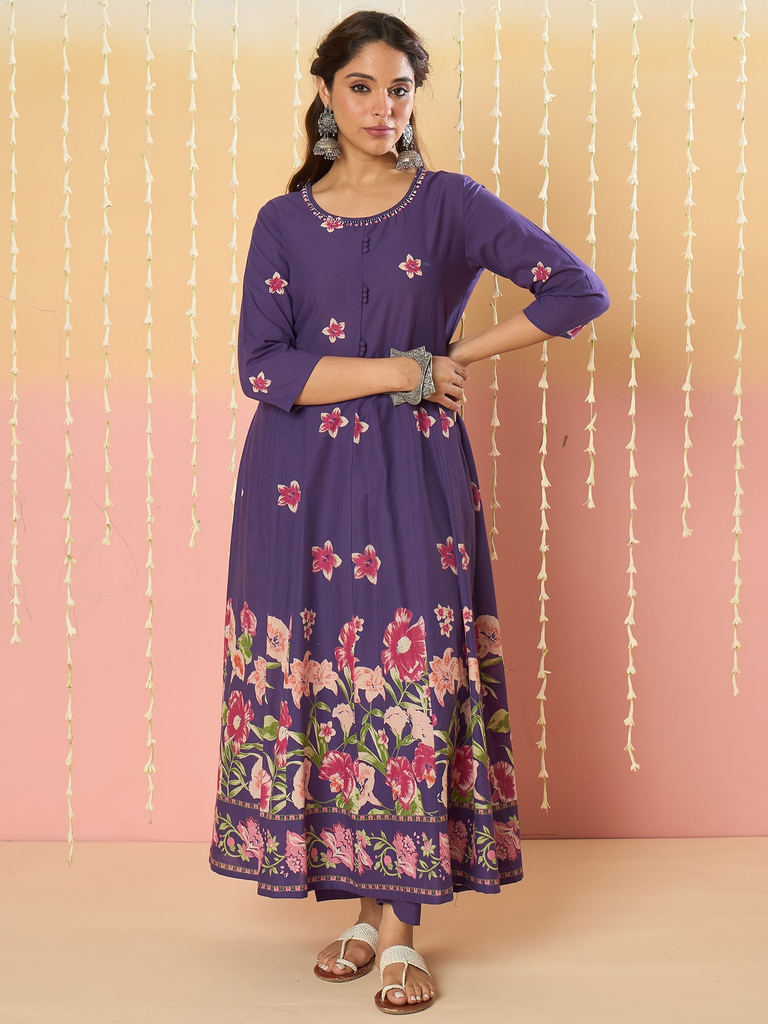 Purple Kurta Set For Women At Affordable Price Fit With Every Occasion & Daily Wear, Easy Return & Exchange Available, Shop Now.