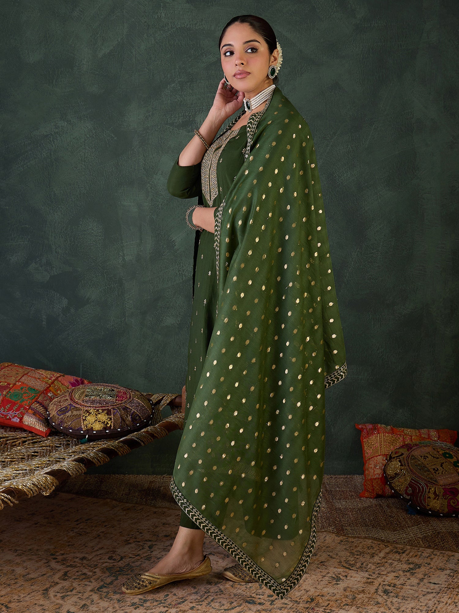 Green Silk Blend Straight Kurta Trouser With Dupatta