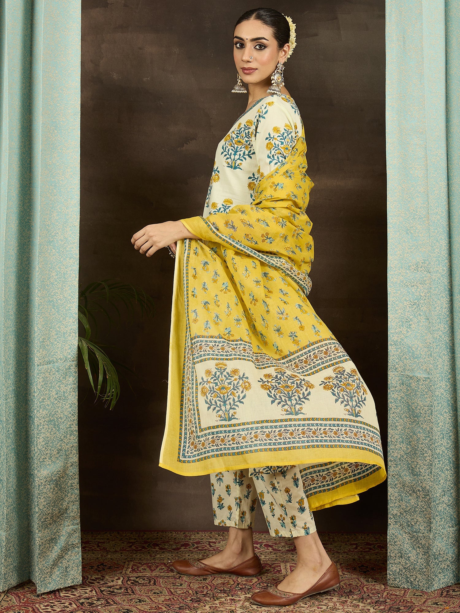 new kurta set, wedding dress, kurta set for women, kurta for women, co ord sets women, short kurti for women, kurti set for women, female kurti, wedding dress, wedding outfit, dresses for wedding, anarkali kurta set, cotton kurta set, two piece dress for women, cotton kurti, white kurta set for women, haldi dress, party wear kurta set for women, cotton kurta sets, sharara set, palazzo set, dhoti kurta set, kurta pant set, mehndi dress, sleeveless kurti, dress for rathyatra,