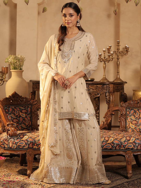 Off White Embroidered Silk Blend Straight Kurta Palazzos With Dupatta