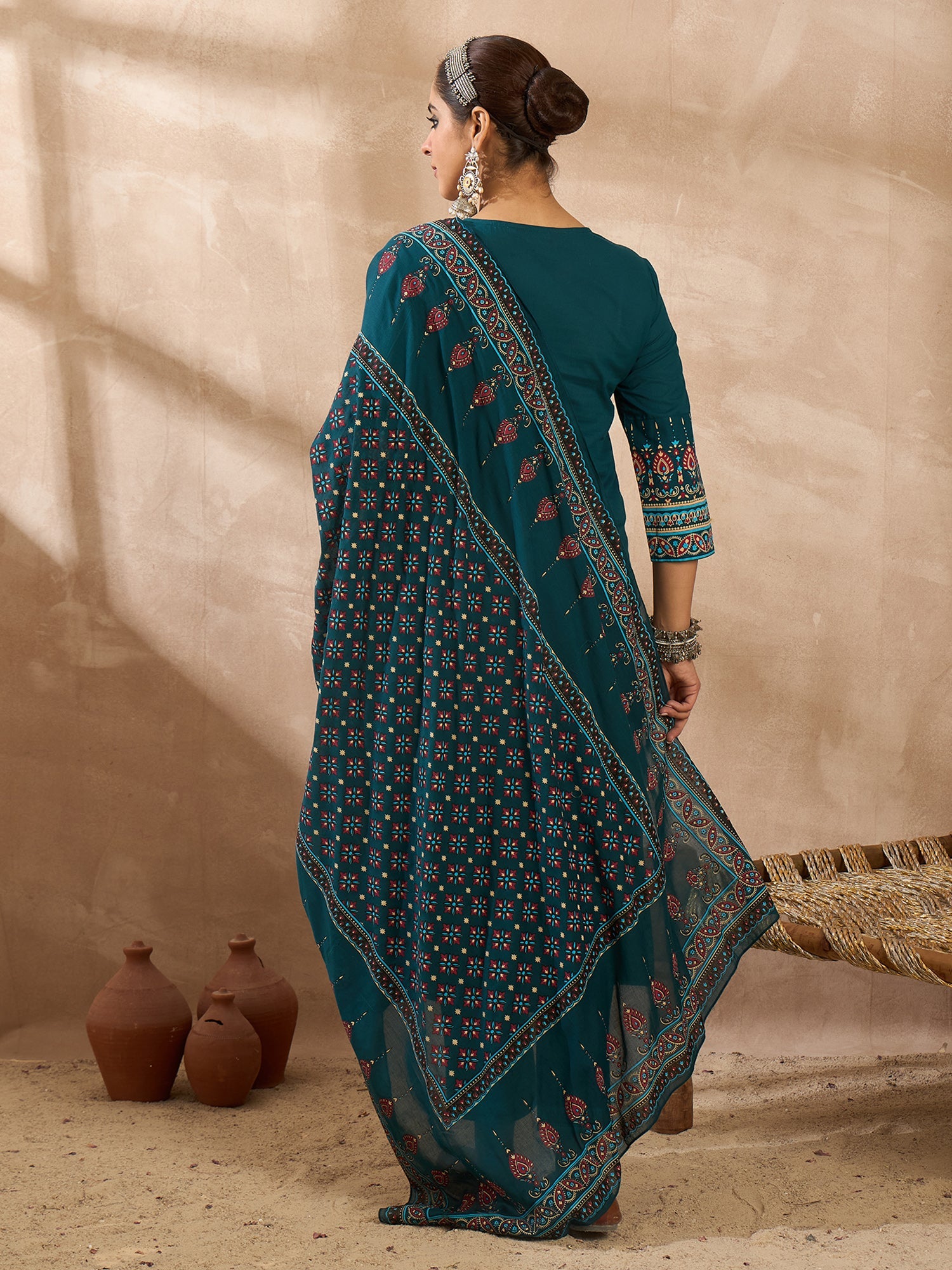 Teal Kurta Set For Women At Affordable Price Fit With Every Occasion & Daily Wear, Easy Return & Exchange Available, Shop Now.