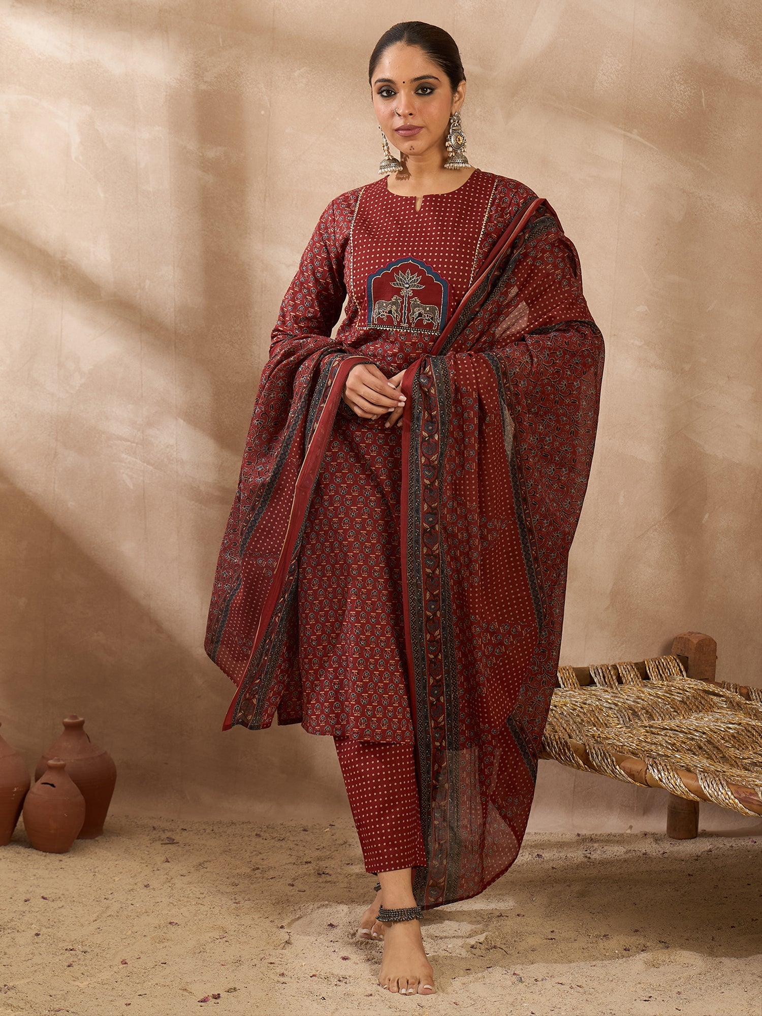 Maroon Kurta Set For Women At Affordable Price Fit With Every Occasion & Daily Wear, Easy Return & Exchange Available, Shop Now.