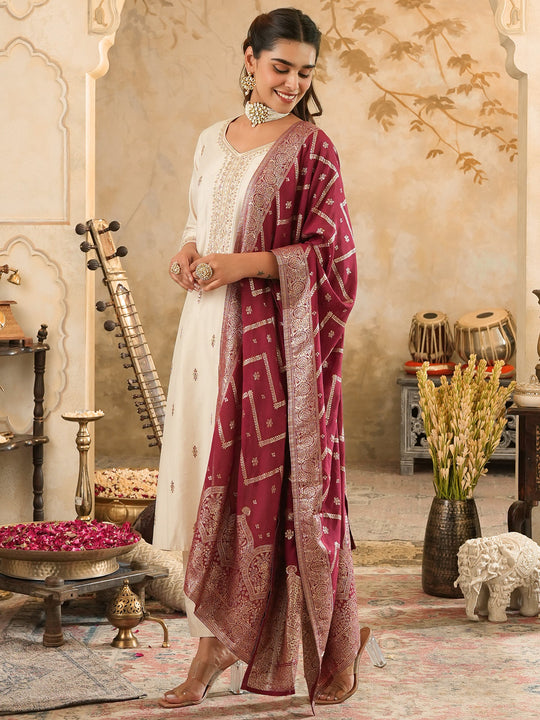 Off White Embroidered Silk Blend Straight Kurta Sets With Dupatta