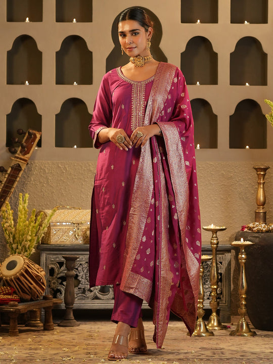 Pink Embroidered Silk Blend Straight Kurta Sets With Dupatta