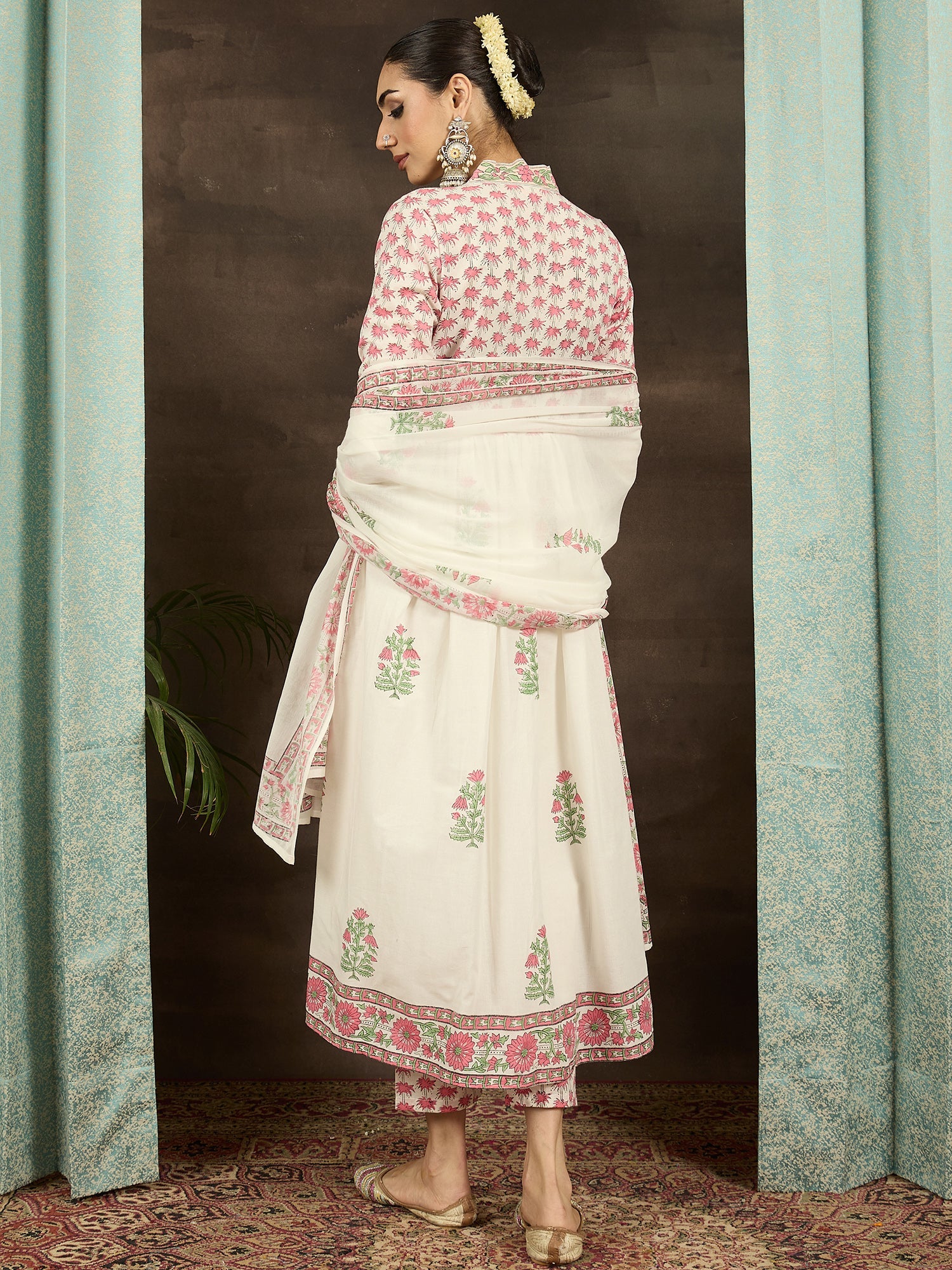 new kurta set, wedding dress, kurta set for women, kurta for women, co ord sets women, short kurti for women, kurti set for women, female kurti, wedding dress, wedding outfit, dresses for wedding, anarkali kurta set, cotton kurta set, two piece dress for women, cotton kurti, white kurta set for women, haldi dress, party wear kurta set for women, cotton kurta sets, sharara set, palazzo set, dhoti kurta set, kurta pant set, mehndi dress, sleeveless kurti, dress for rathyatra,