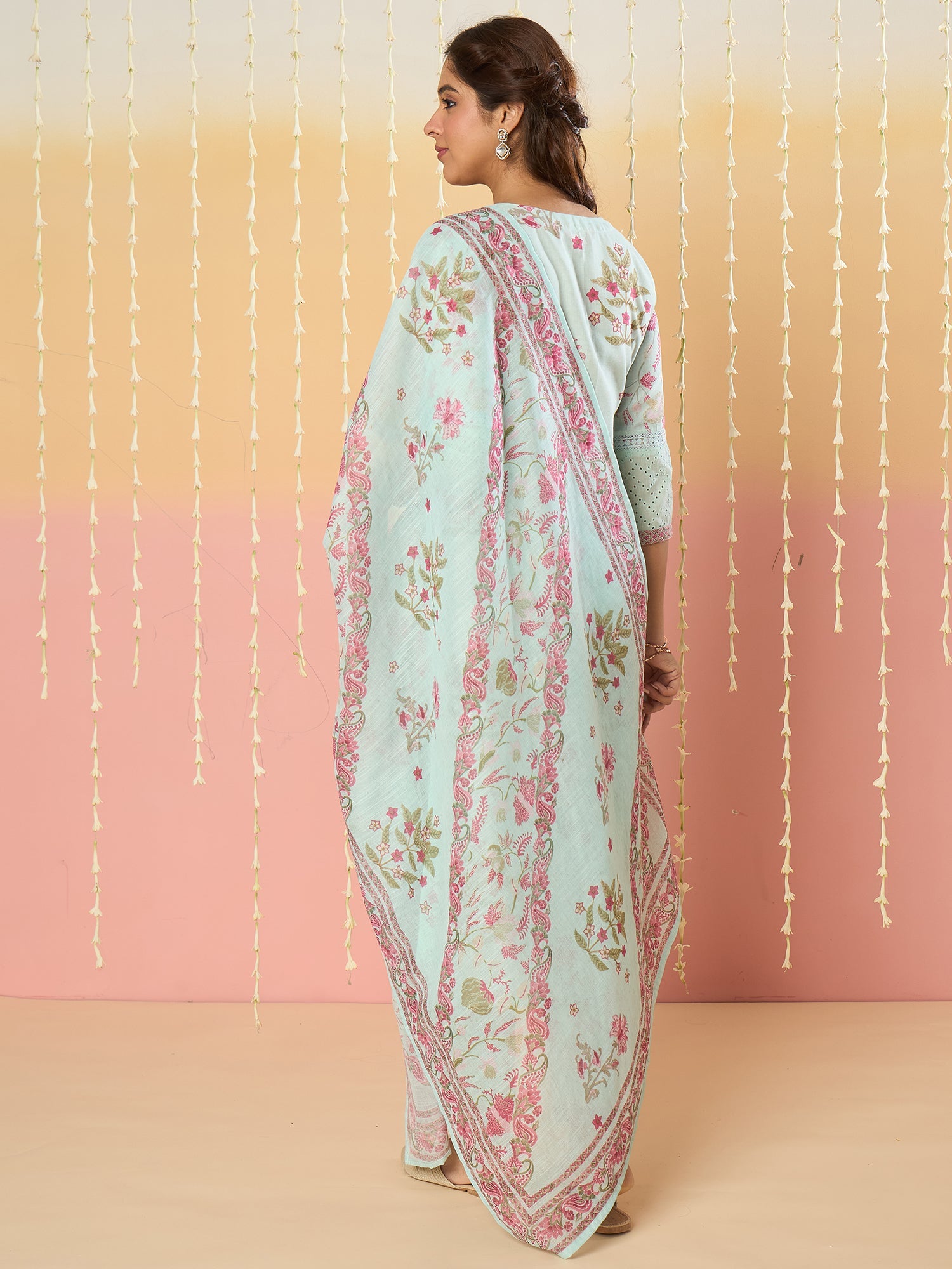 Sea Green Kurta Set For Women At Affordable Price Fit With Every Occasion & Daily Wear, Easy Return & Exchange Available, Shop Now.