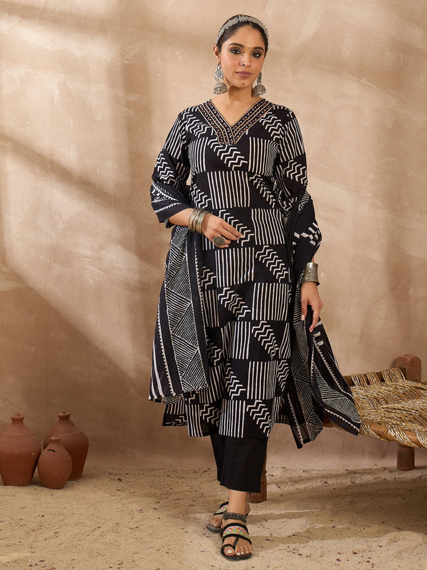Black Kurta Set For Women At Affordable Price Fit With Every Occasion & Daily Wear, Easy Return & Exchange Available, Shop Now.