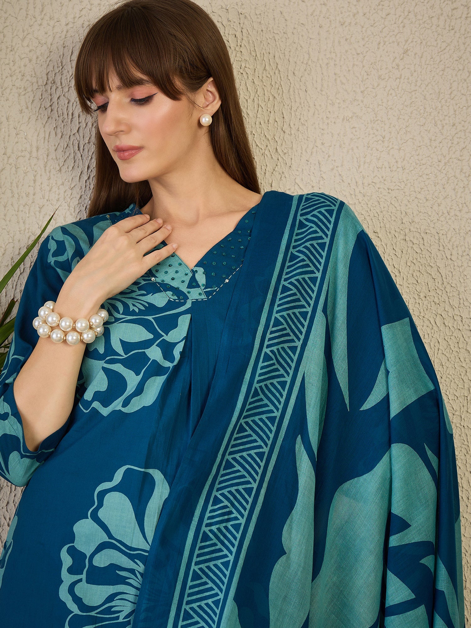 suit for women, kurta set for women, party wear dress for women, wedding dress for women, sharara suit, kurti, set for women, anarkali suit, chikankari kurti, kurta sets for ladies, women bridal dresses, kurta set with dupatta, birthday outfits for women, salwar kameez, bride dress, punjabi suits, suit sets, cotton kurta sets, kurti pant set with dupatta, ladies 3 piece suit, kurta palazzo set, rakhi outfit for women, rakhi outfit ideas, friendship day dress, teacher day dress, ganesh chaturthi dress,