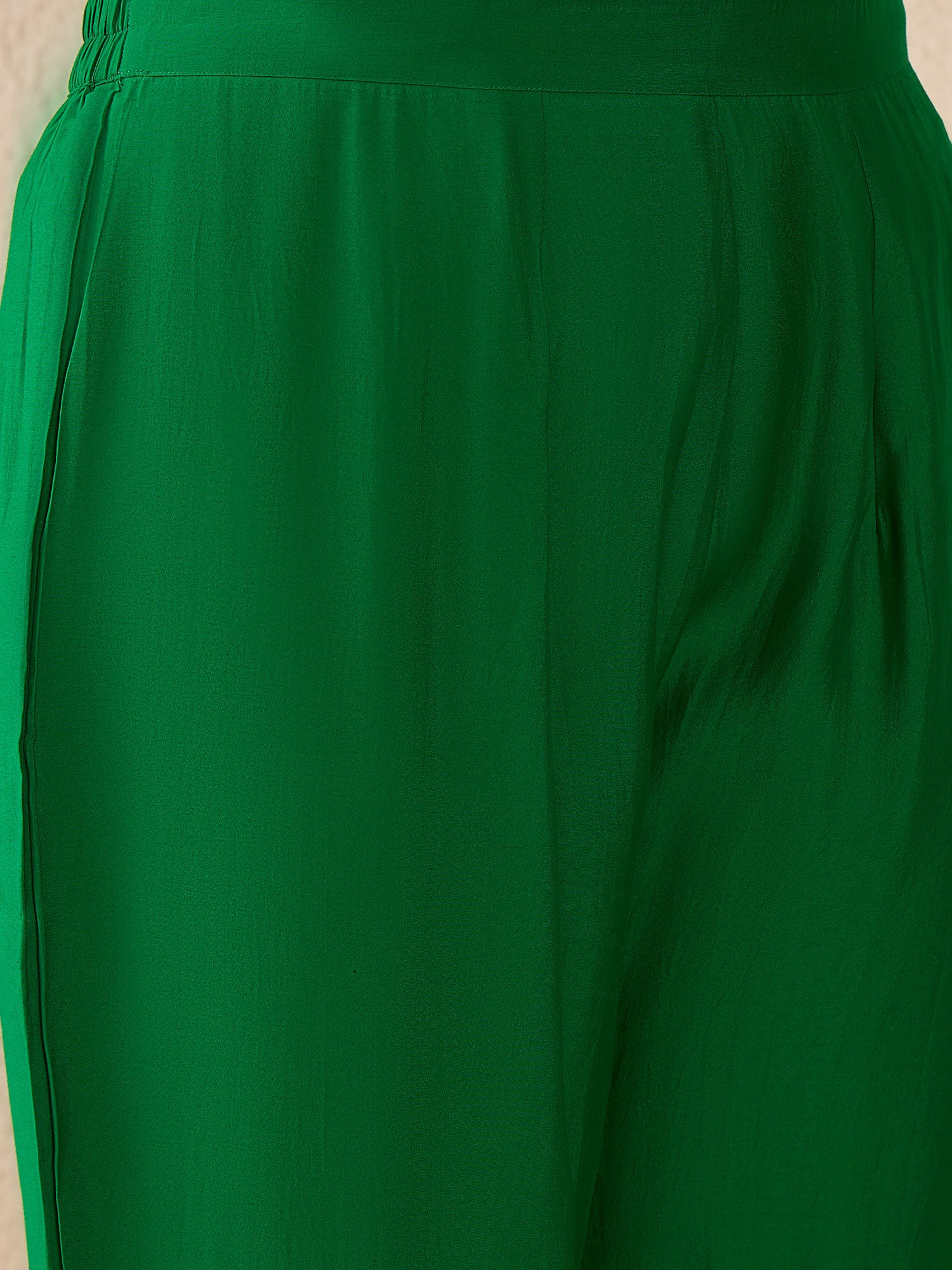 Green Embroidered Georgette Straight Kurta Sets With Dupatta