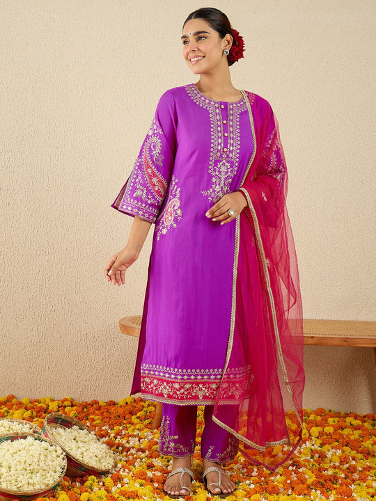 Purple Solid Straight Silk Blend Kurta Sets With Dupatta