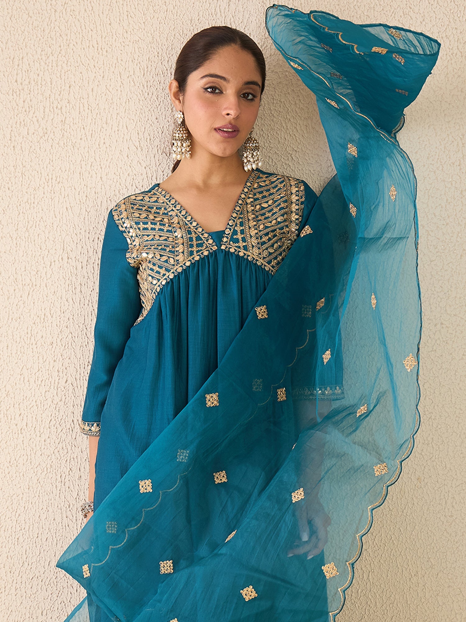 Blue Kurta Set For Women At Affordable Price Fit With Every Occasion & Daily Wear, Easy Return & Exchange Available, Shop Now.