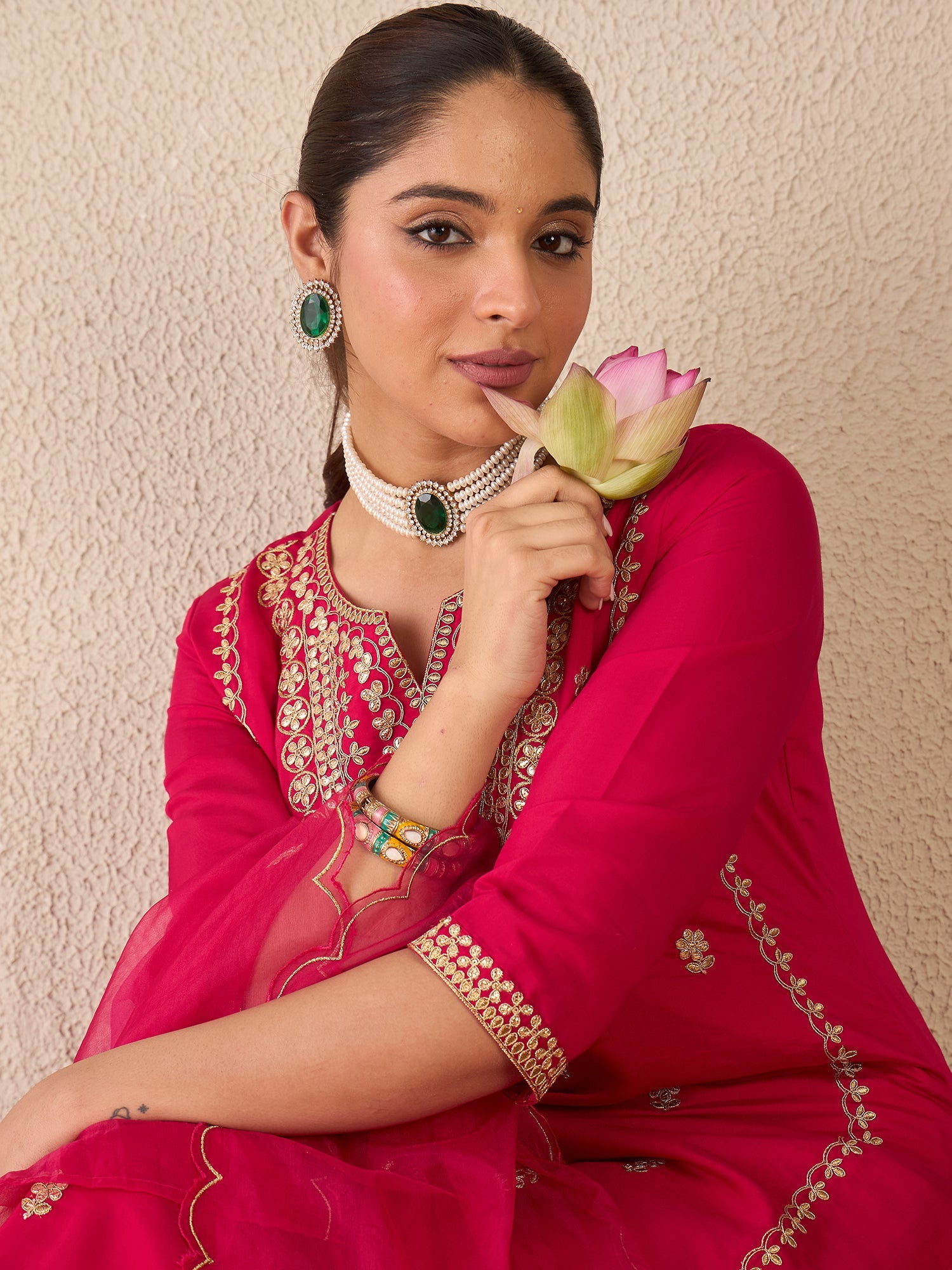 Pink Kurta Set For Women At Affordable Price Fit With Every Occasion & Daily Wear, Easy Return & Exchange Available, Shop Now.
