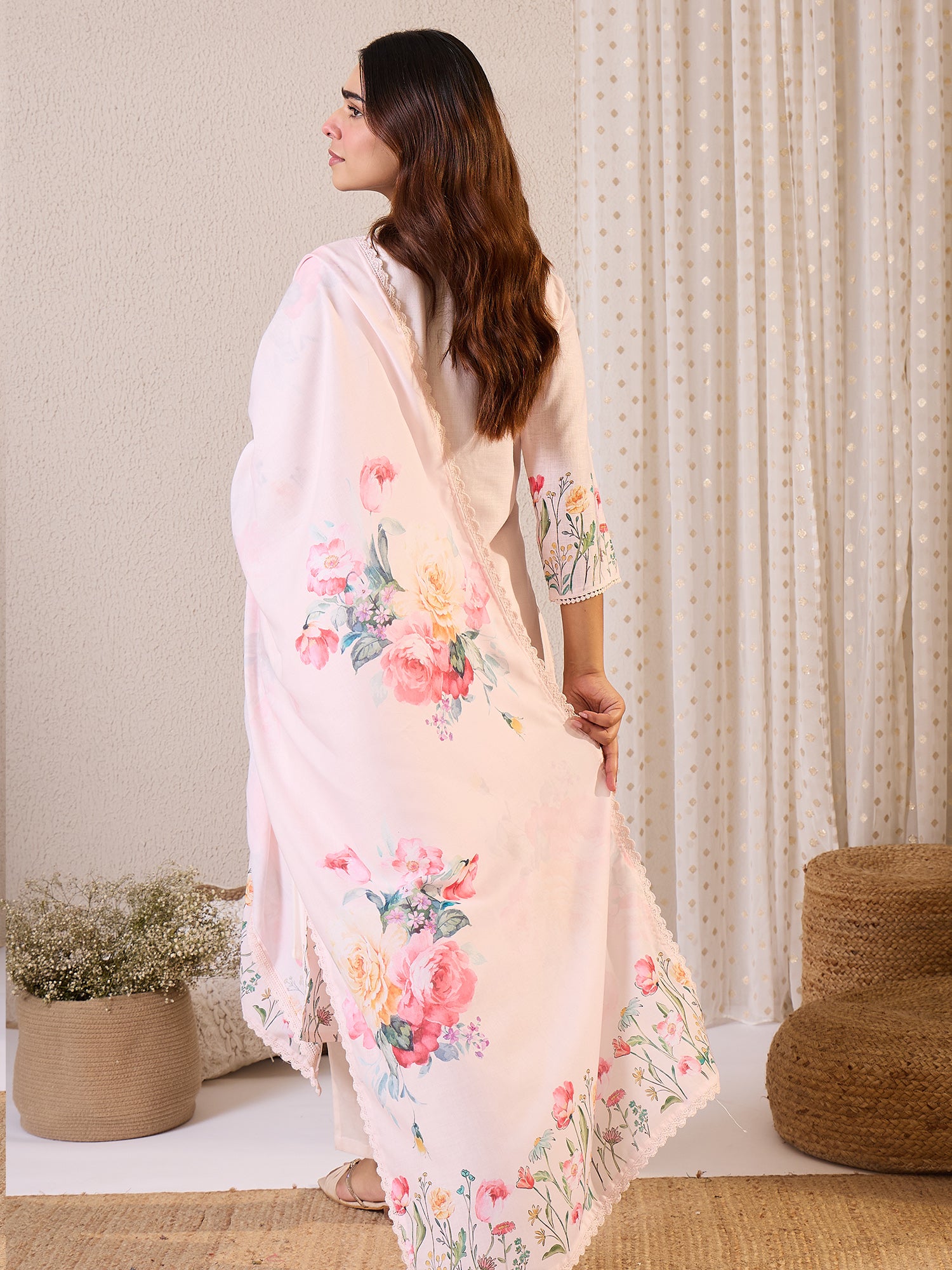 Peach Printed Linen Straight Round Neck Kurta Sets With Dupatta
